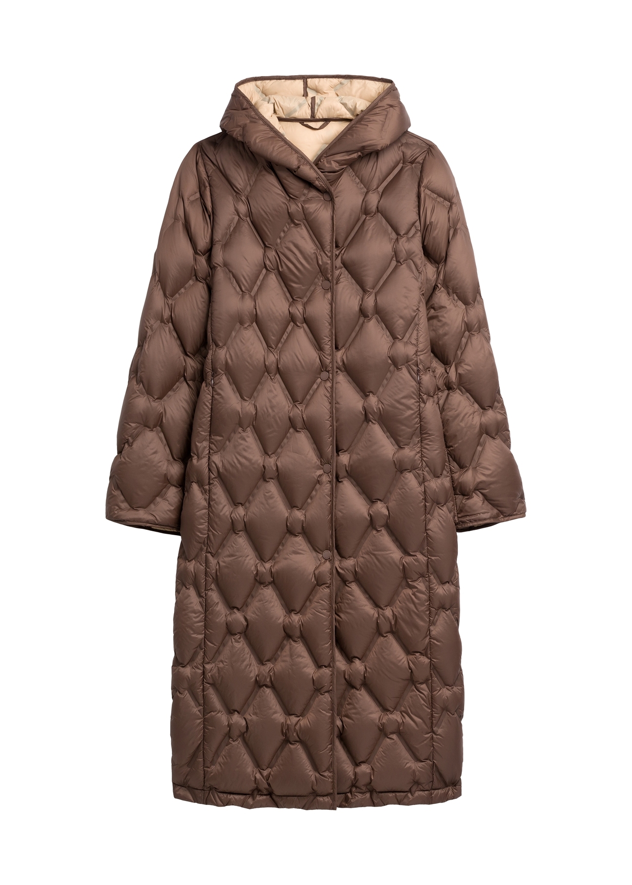 Women's long jacket in classic black is the perfect choice for colder days.
