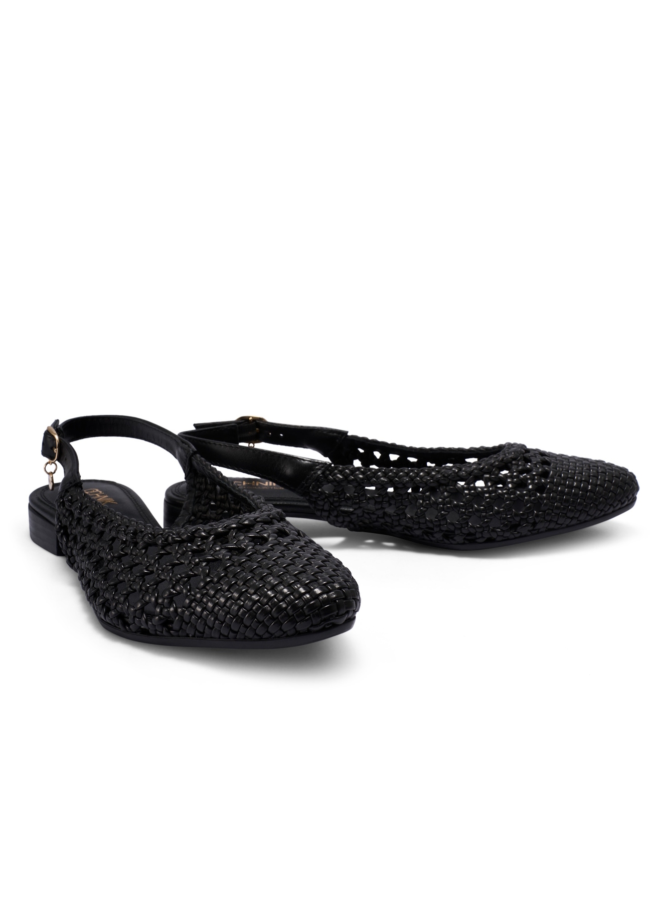 Black braided women's shoes BUTYD-1252-99(W26), diagonal product view on white background.
