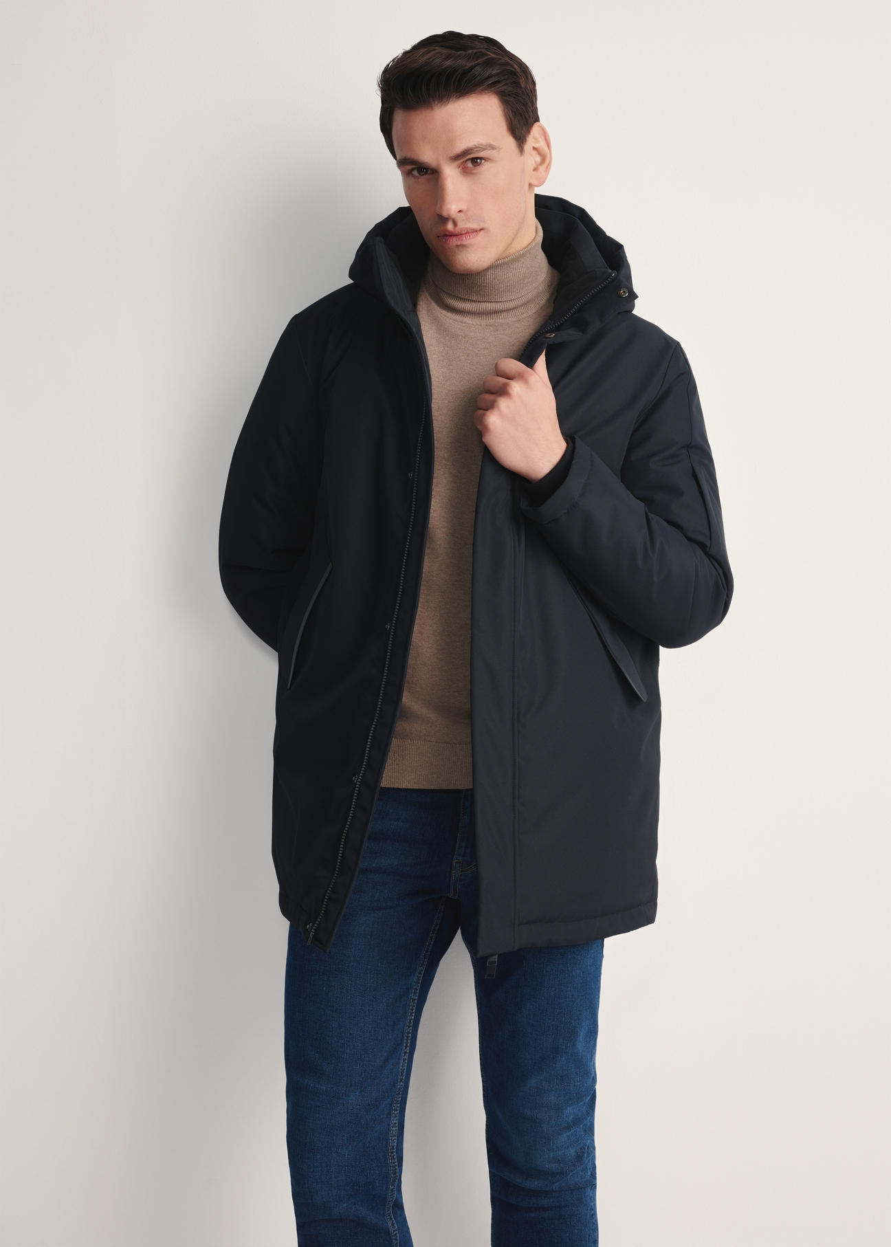 Black men's winter jacket KURMT-0391-99(Z25) - front product view on white background. Knee-length silhouette visible.