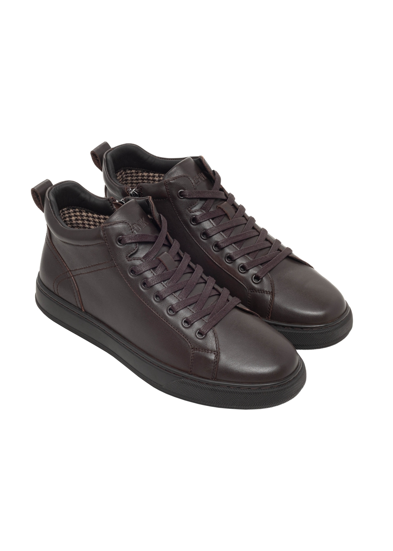 Dark brown men's leather sneakers BUTYM-0466-1I(Z26), diagonal product view on white background.