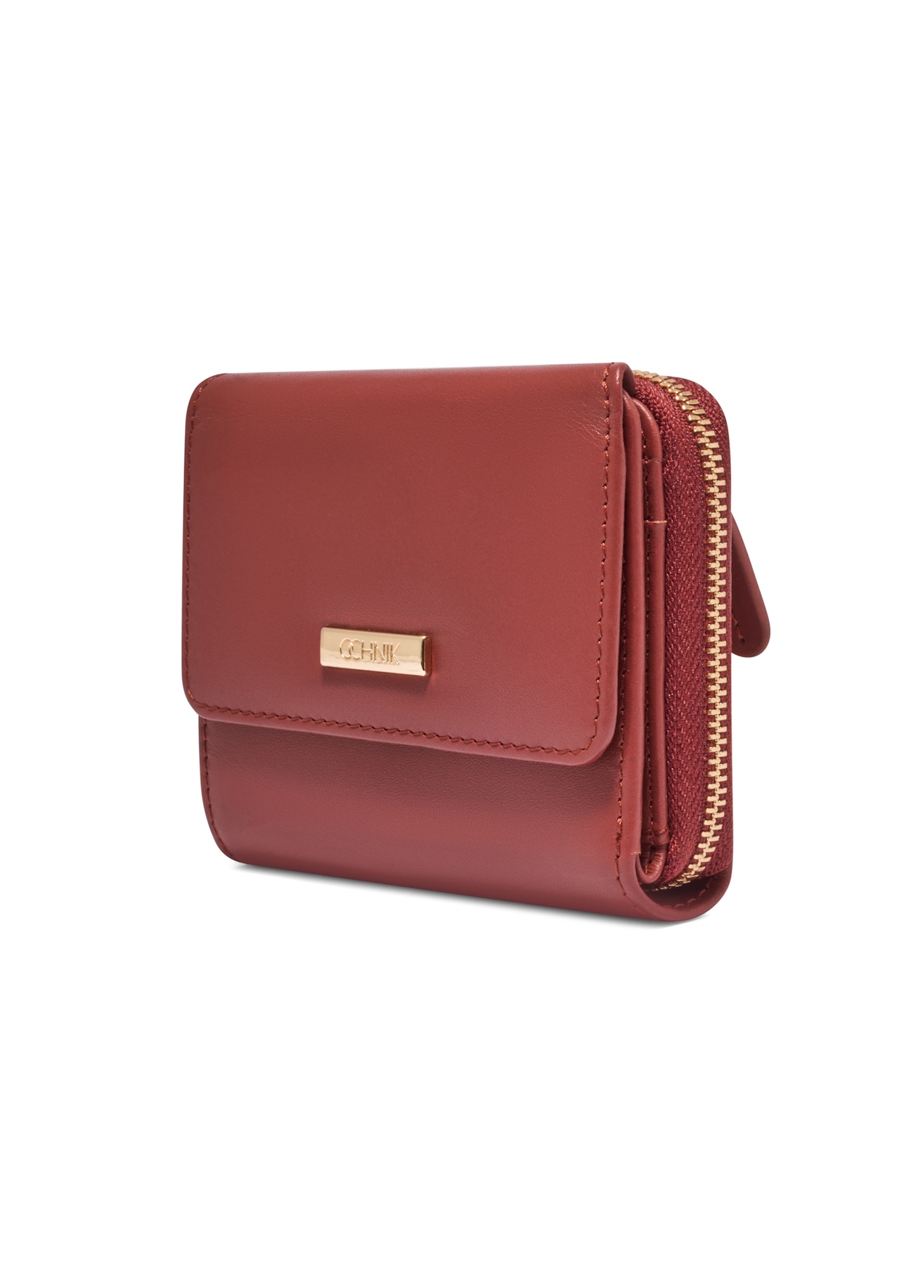 Small women's leather wallet in red color PORES-1025-3D(Z26), diagonal product view on a white background.