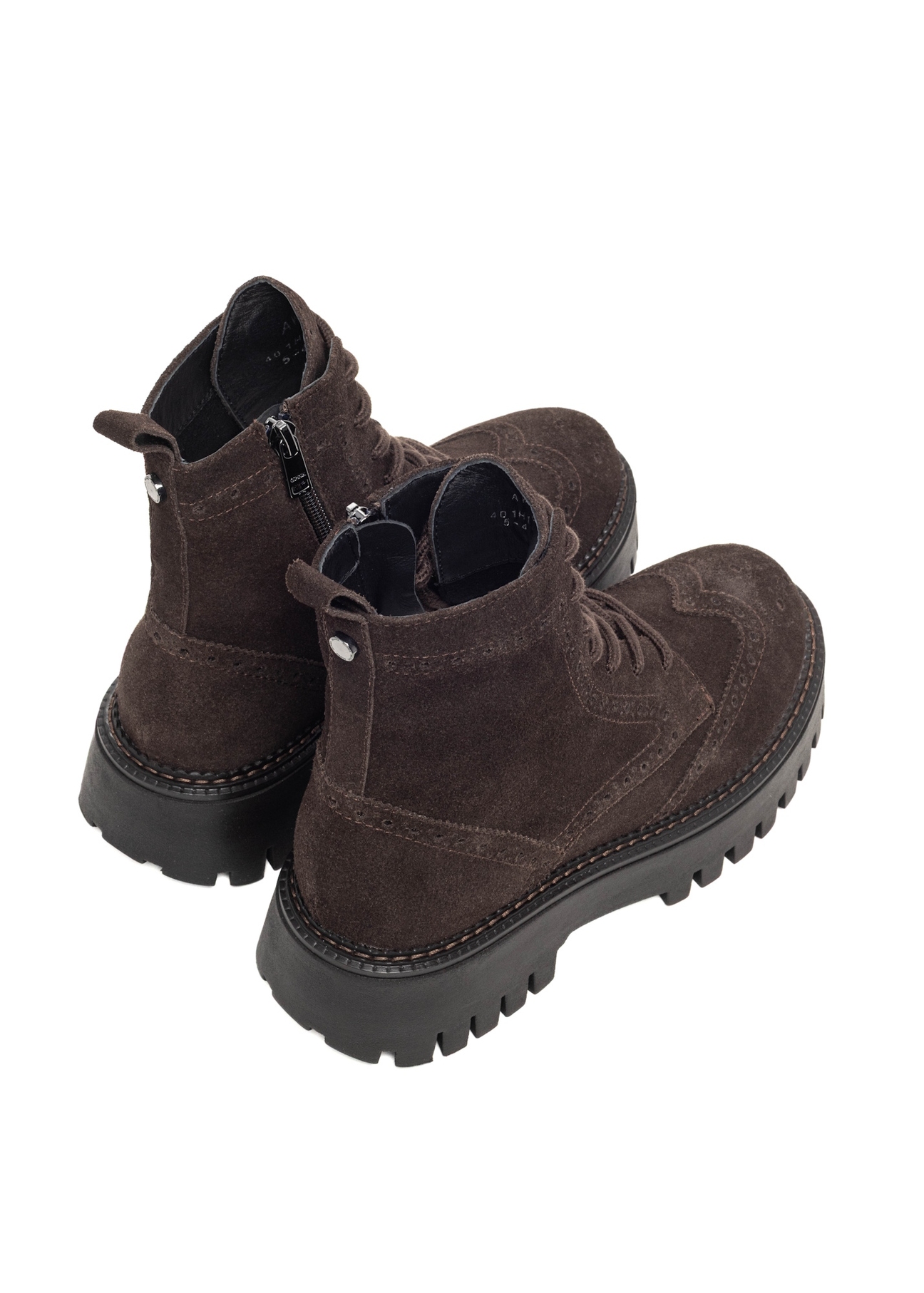Women's suede ankle boots in brown color BUTYD-1289-1I(Z26), product view from the back on a white background.