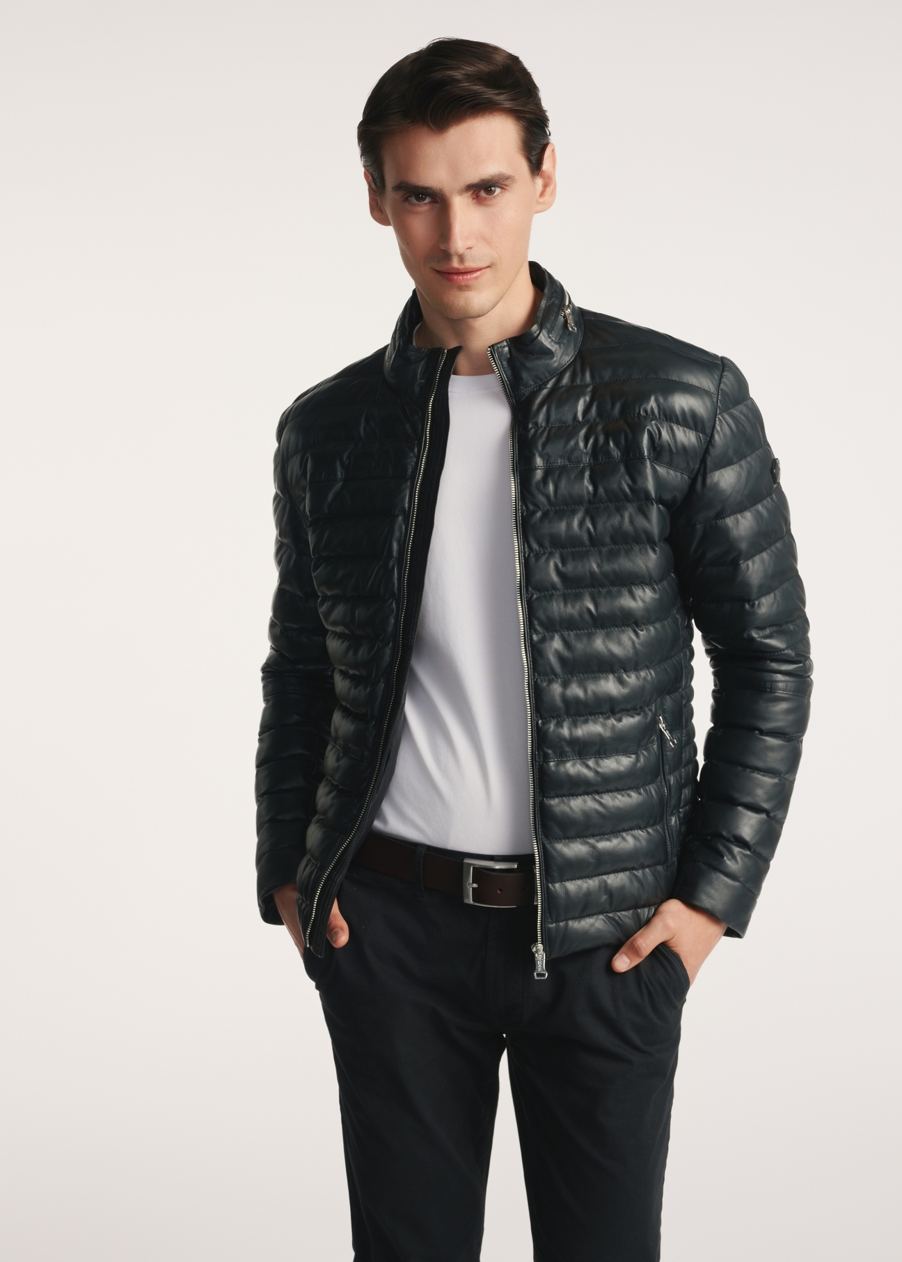 Black men's leather jacket insulated KURMS-0379-3358(Z25), product visible from the back on the model, half of the silhouette visible.-03