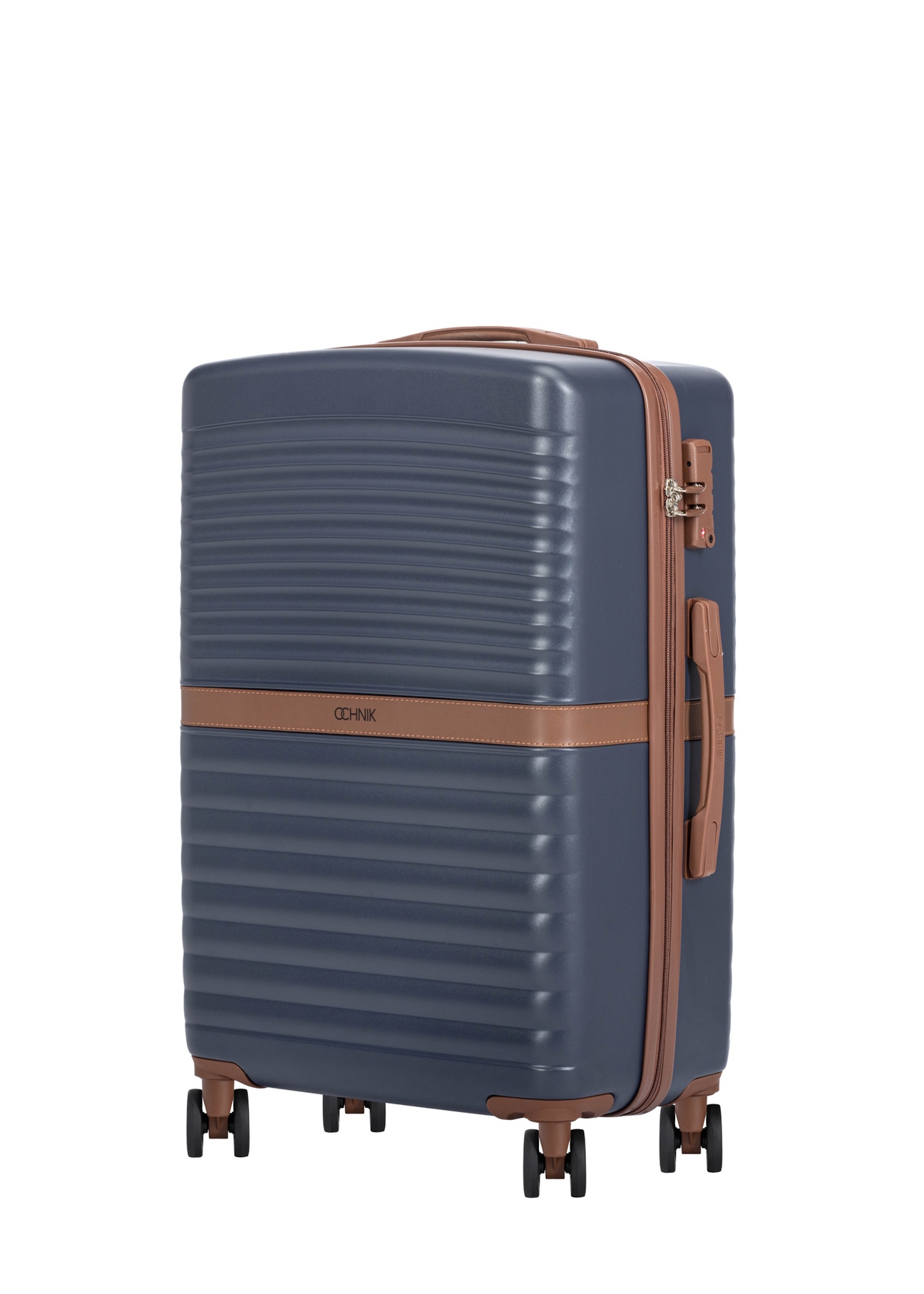 Set of 19''/24''/28'' trolley suitcases WALAB-0084-7D(W26), diagonal product view on white background.