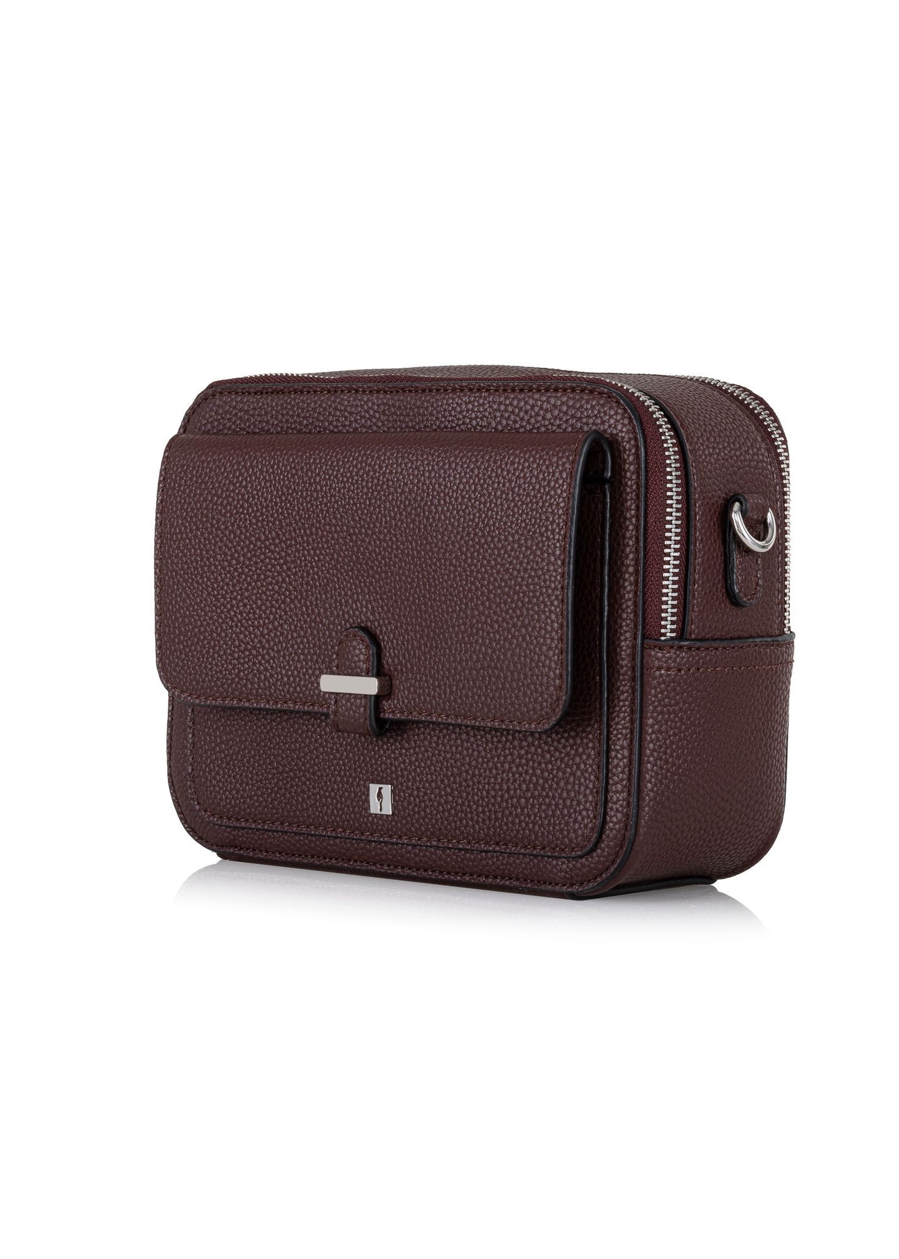 Burgundy two-compartment shoulder bag TOREC-0405C-49(Z25), diagonal view of the product on a white background.