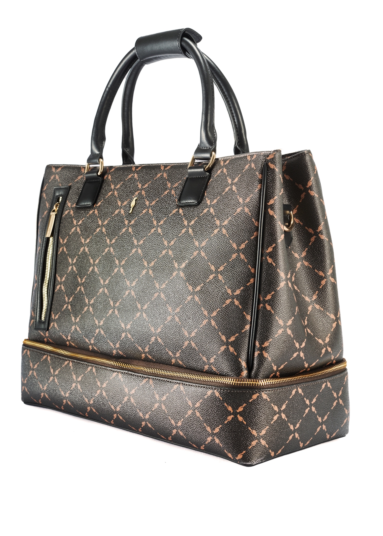 Brown monogrammed travel bag TOREC-1079-89(Z25), diagonal product view on white background.