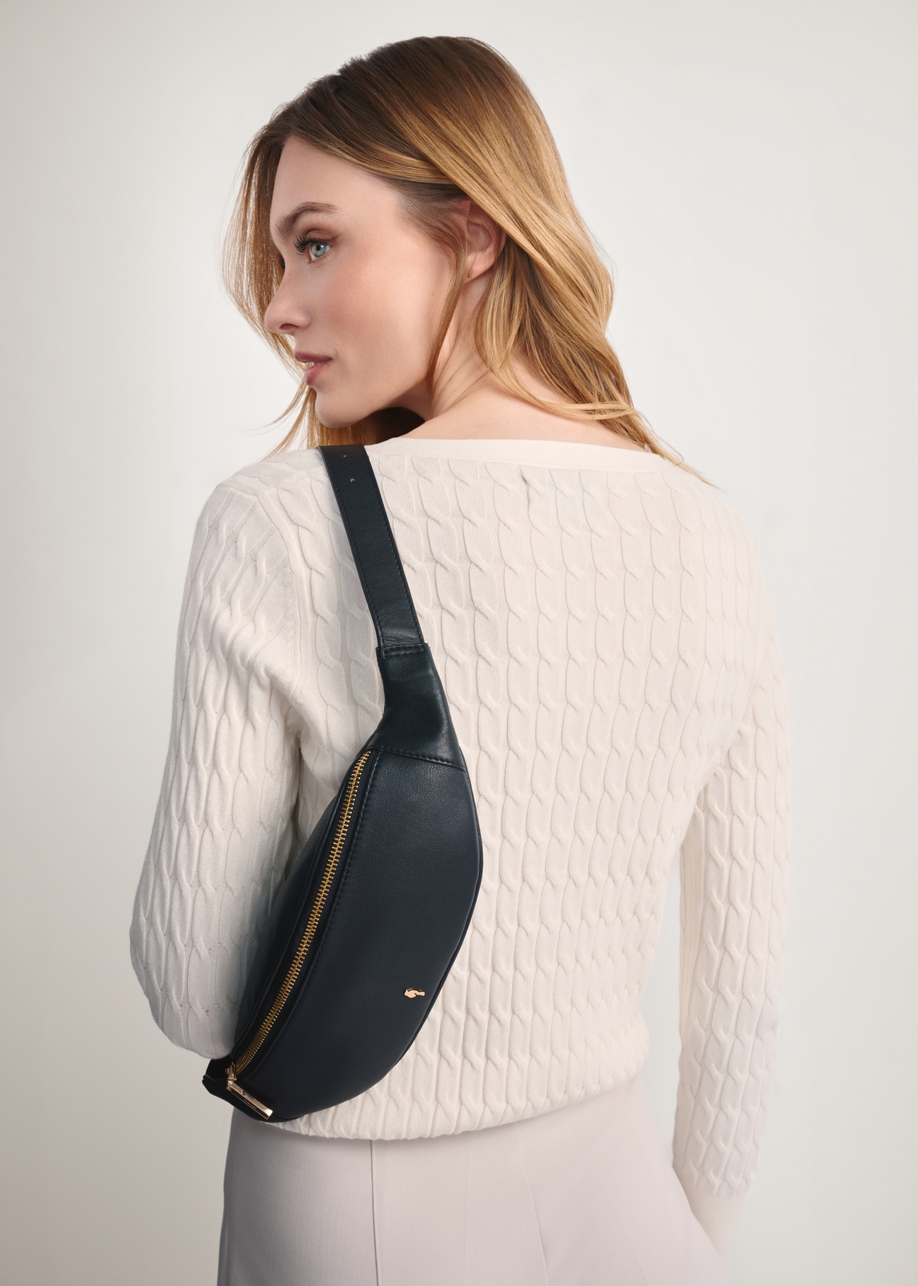 Leather black women's bag TORES-0970E-99(Z25)