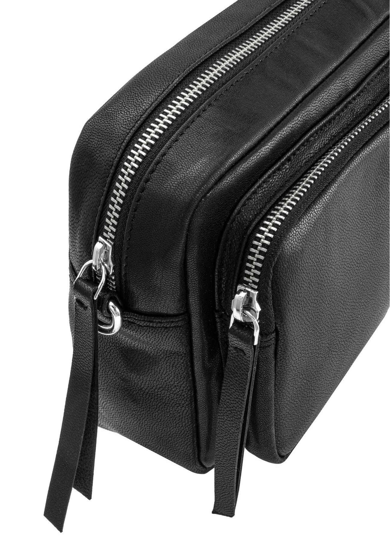 Small black leather women's handbag TORES-1023A-99(Z25), close-up of the product detail on a white background.