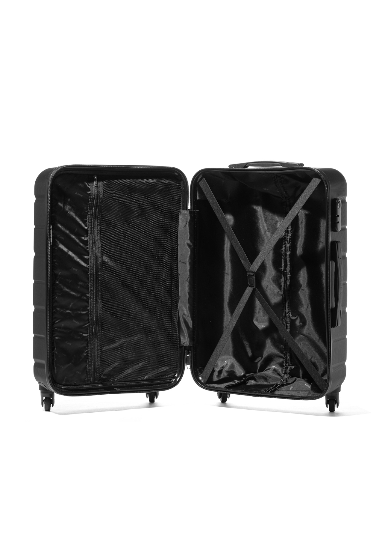 Medium suitcase on wheels WALAB-0067-99-24(W25)
