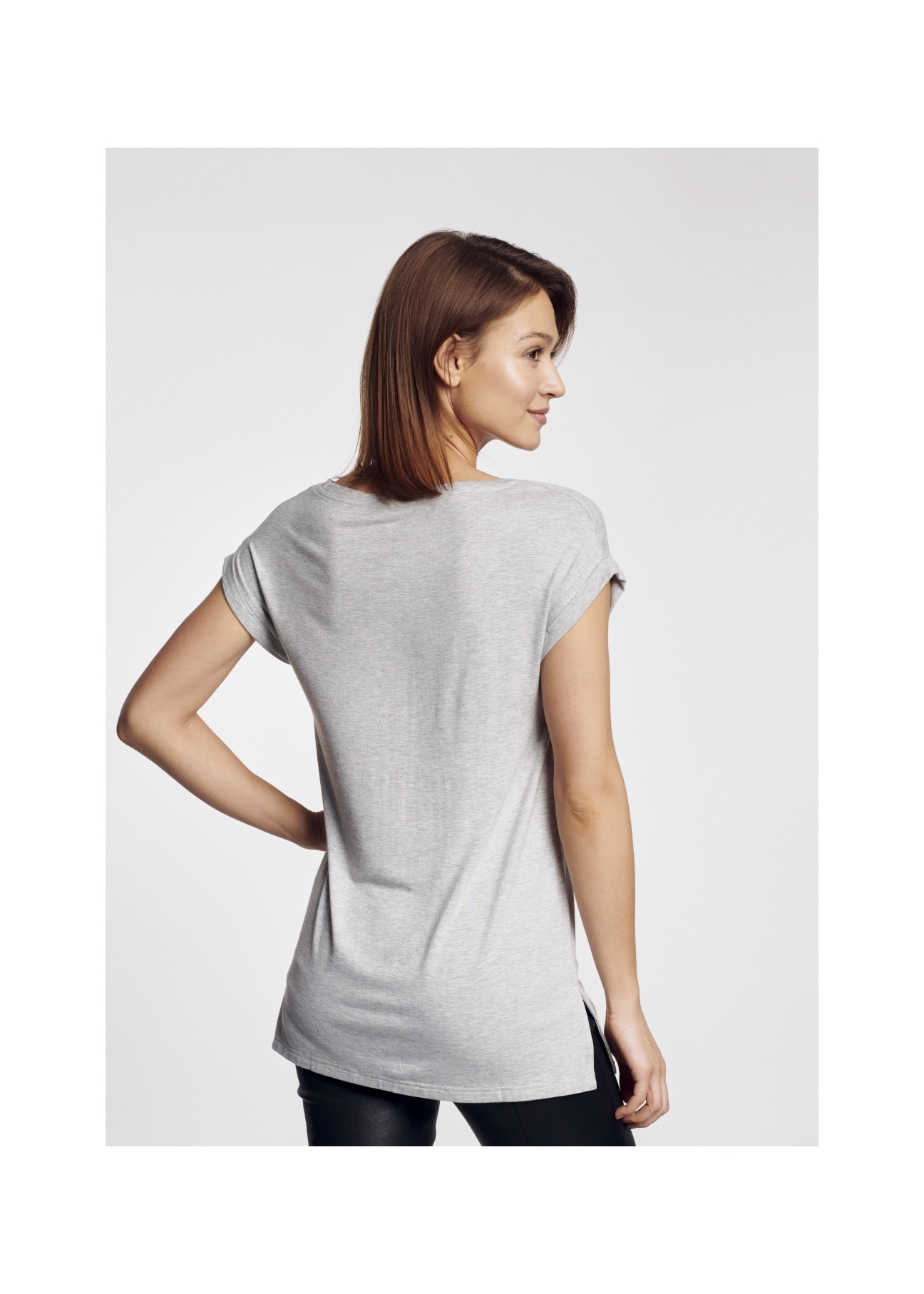 Women's elongated gray T-shirt TSHDT-0067-91(W21)-03