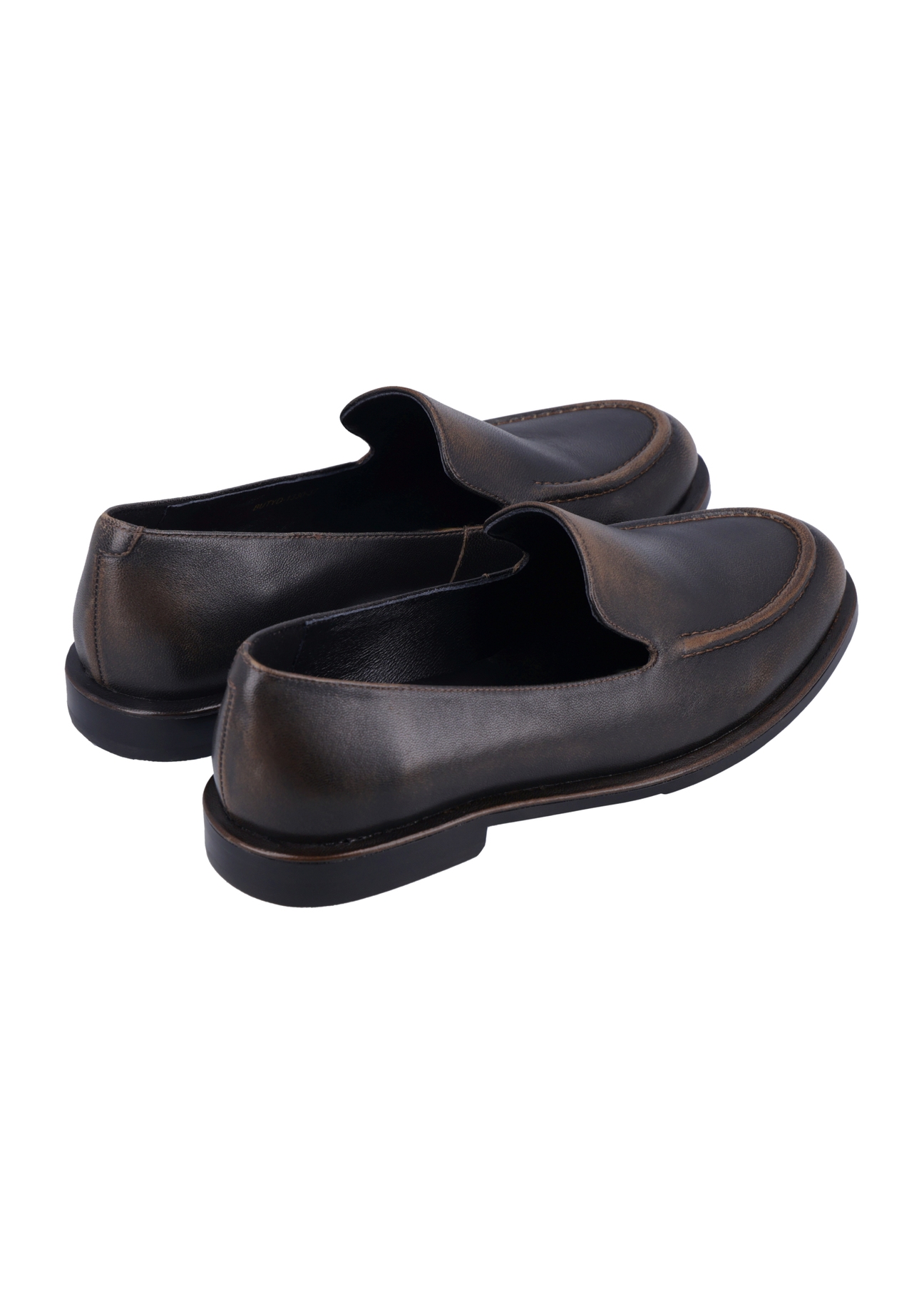 Dark brown leather women's moccasins BUTYD-1330-1I(Z26), product view from the back on a white background.