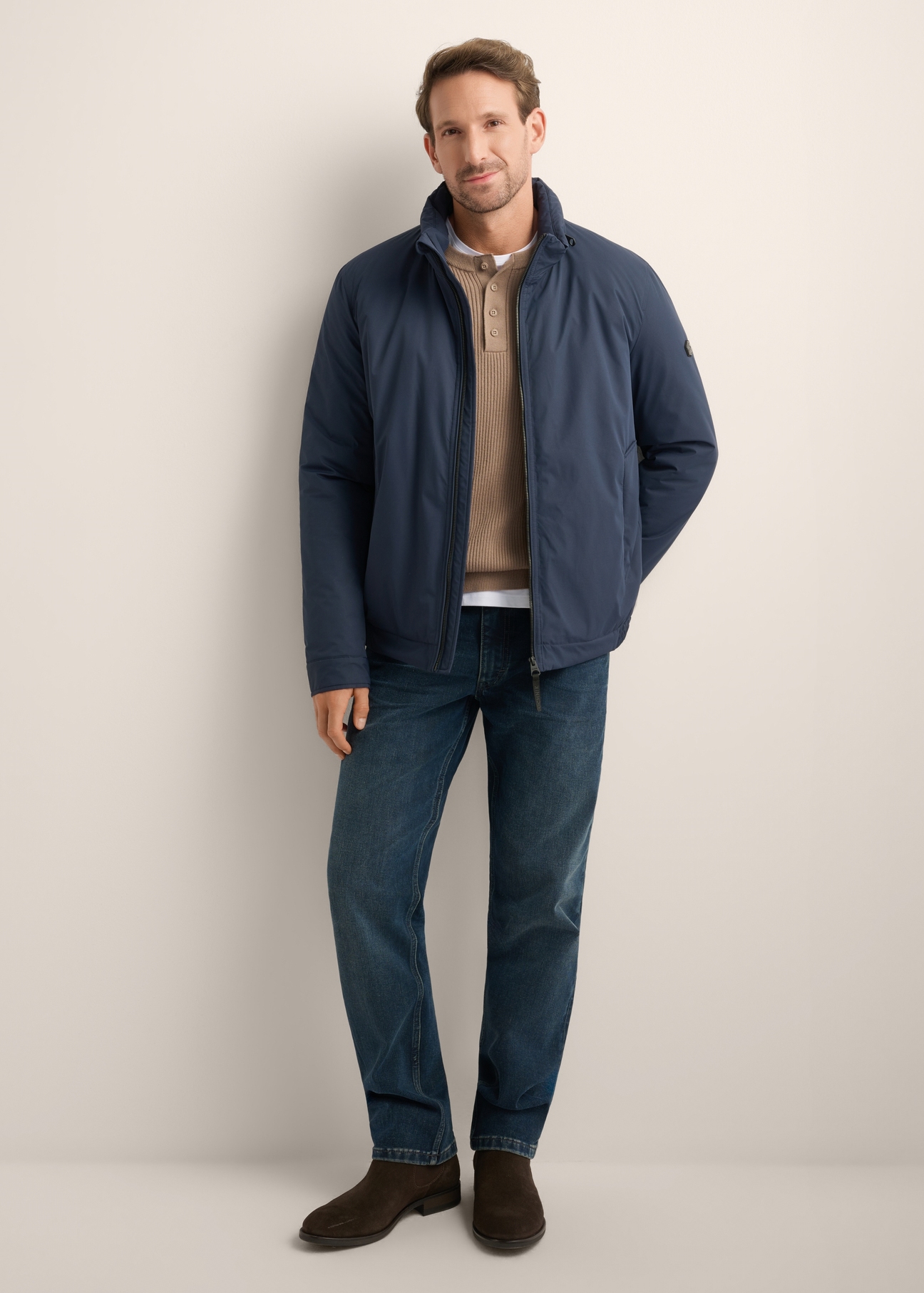 Men's navy blue transitional jacket KURMT-0423-7E(Z26), front product view on model. Full body visible.