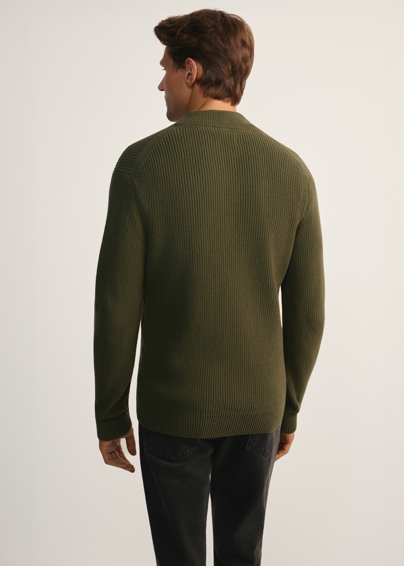 Men's khaki zippered sweater SWEMT-0176-55(Z25), back view of the product on the model. Half of the silhouette visible.