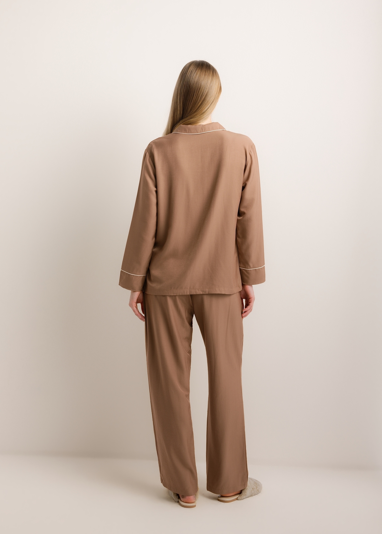 Women's two-piece pajama set PZMDT-0001-1K(Z26), product view from the back on a model. Full body visible.
