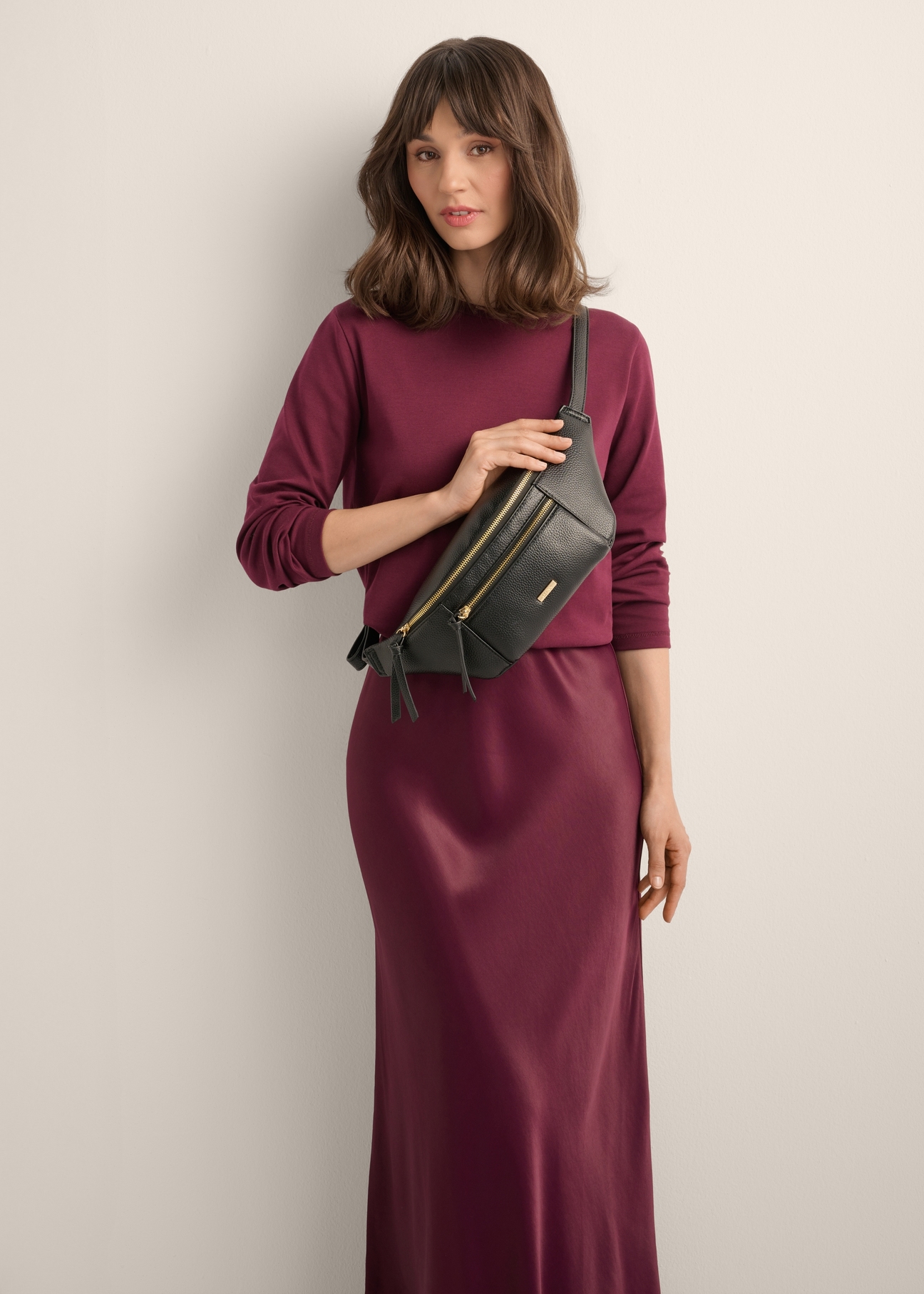 Black women's waist bag with pockets TOREC-1369-9I(Z26)