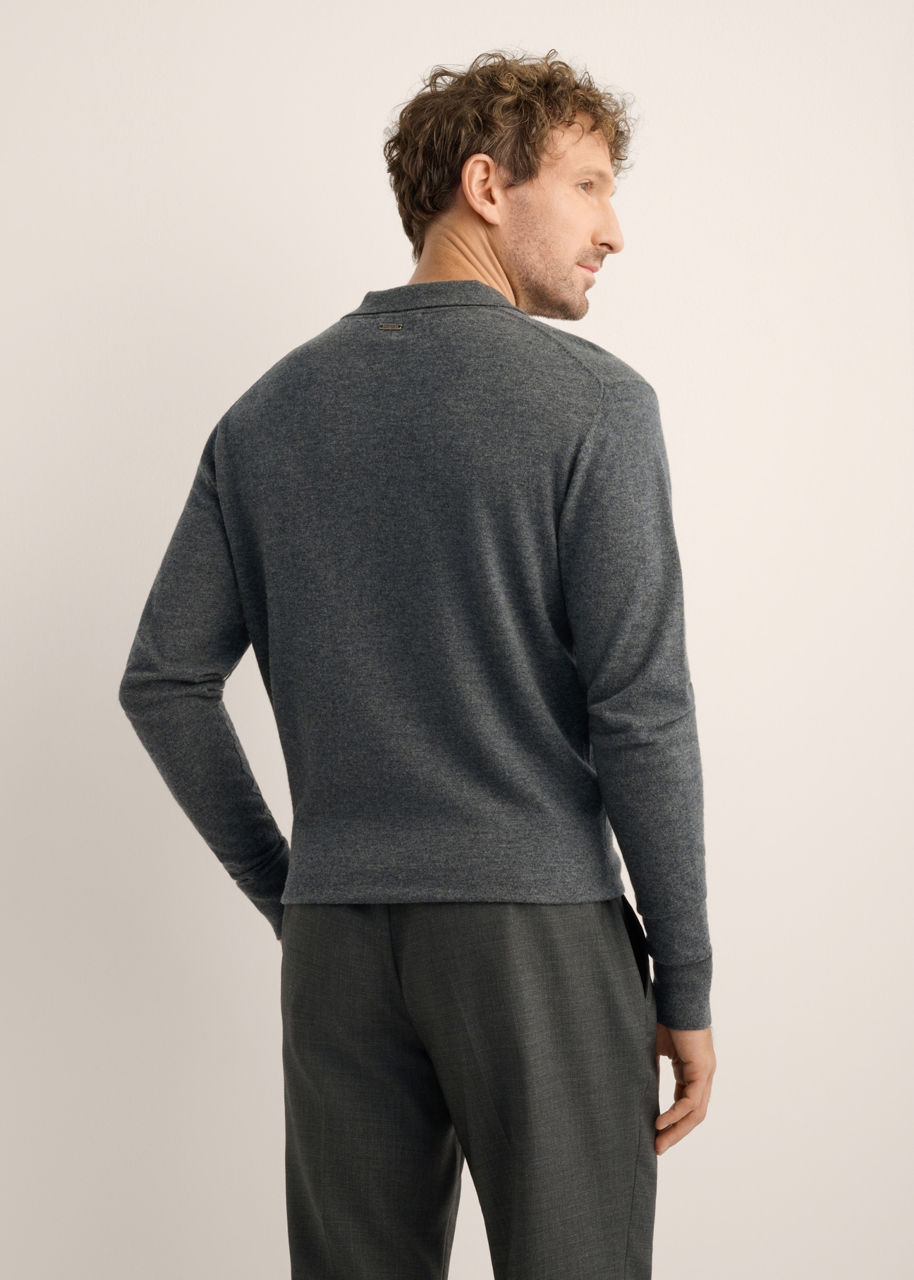 Men's graphite-gray wool sweater SWEMT-0197-9D(Z26). Back view of the product on a model. Half-body view.