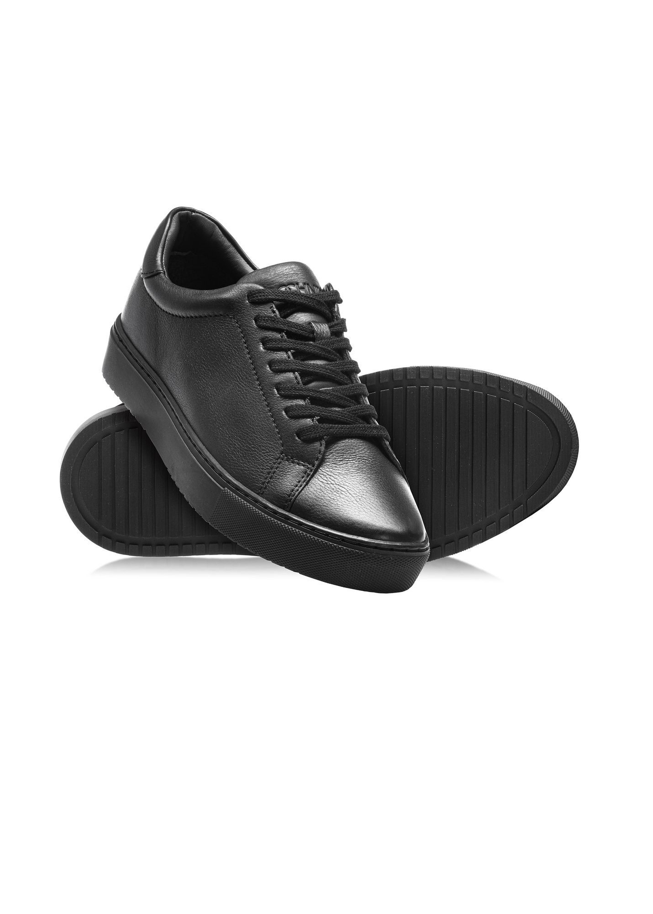 Black leather sports shoes BUTYM-0503A-99(W26), diagonal product view on white background.