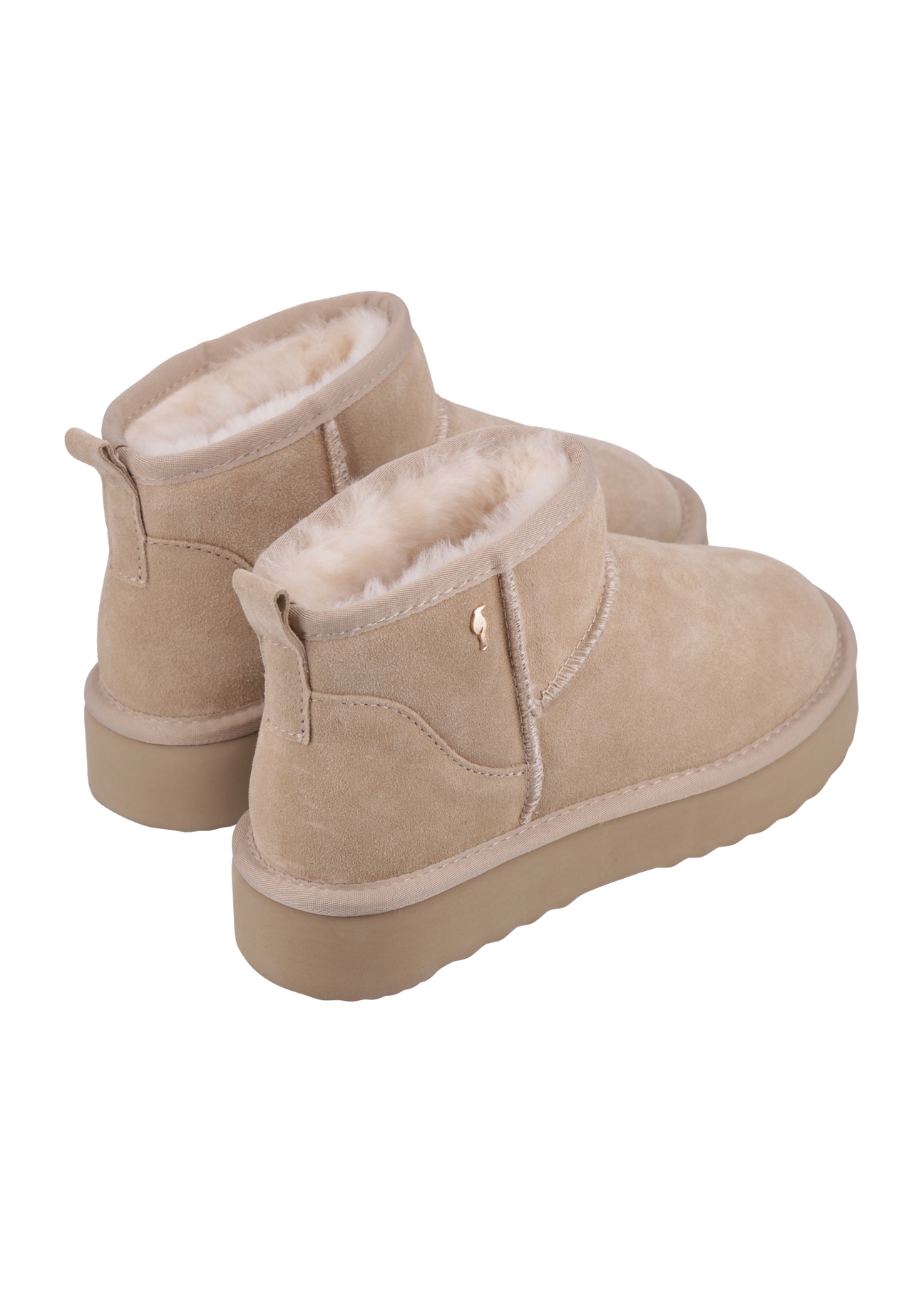 Beige short women's snow boots BUTYD-1138-1K(Z26), product view from the back on a white background.