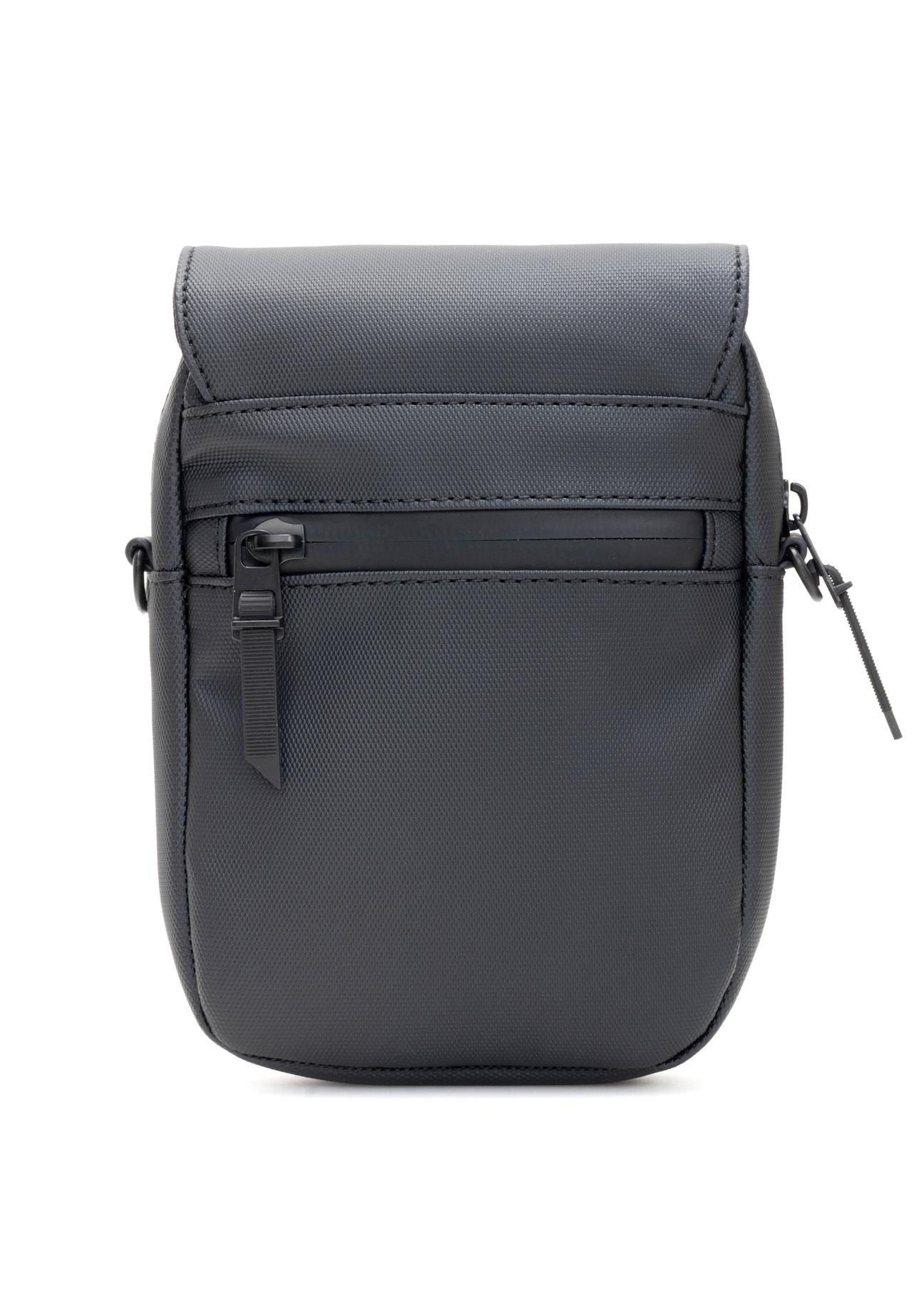 Men's small black messenger bag TORMN-0399-9J(W26), back view of the product on a white background.