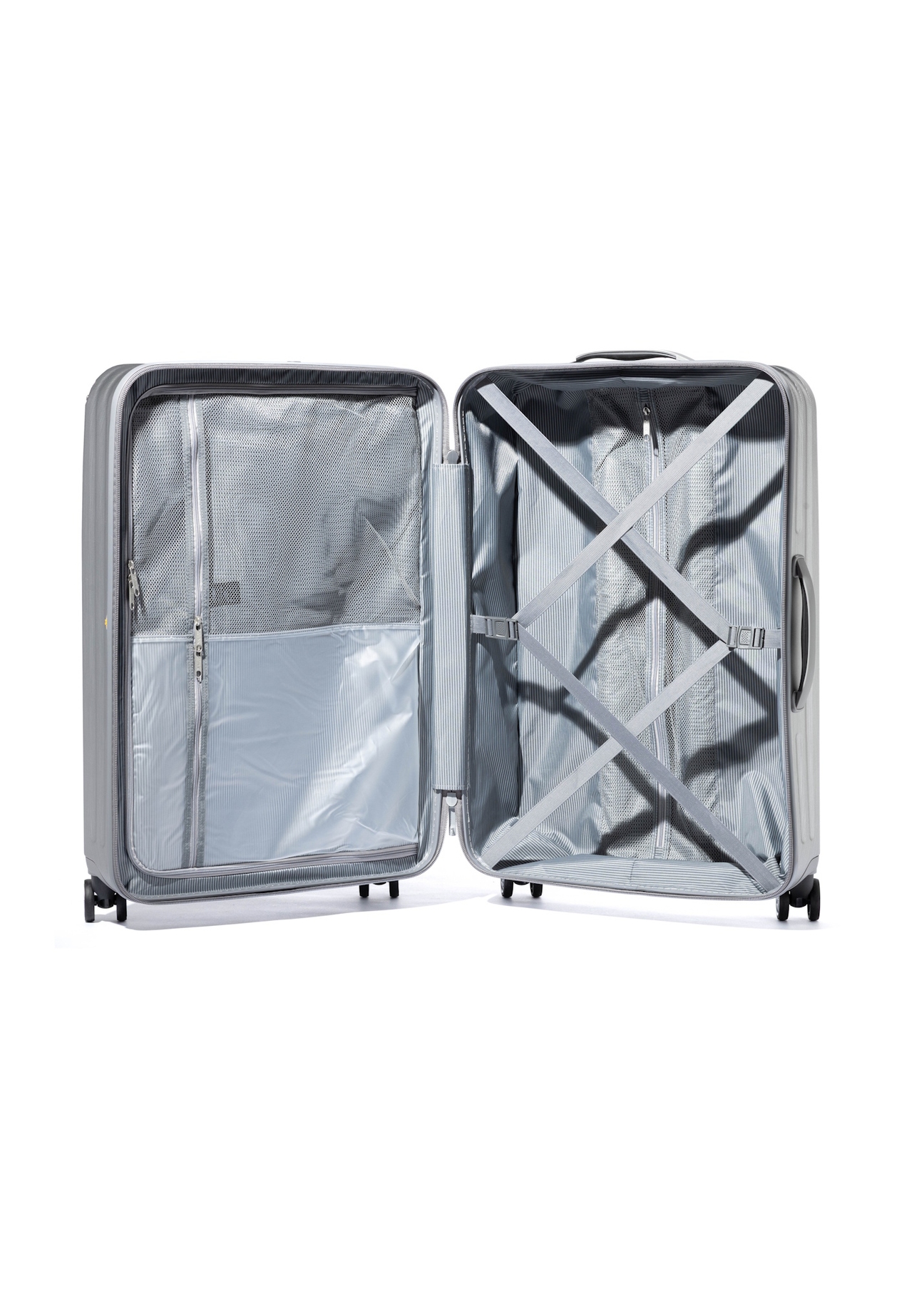 Large suitcase on wheels WALPC-0001-9X-28(W26), product view inside on white background.