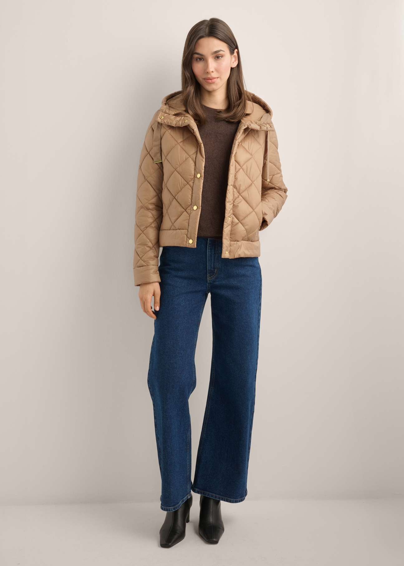 Women's camel quilted jacket KURDT-0678-1D(Z26), front view of the product on a model. Full body view.