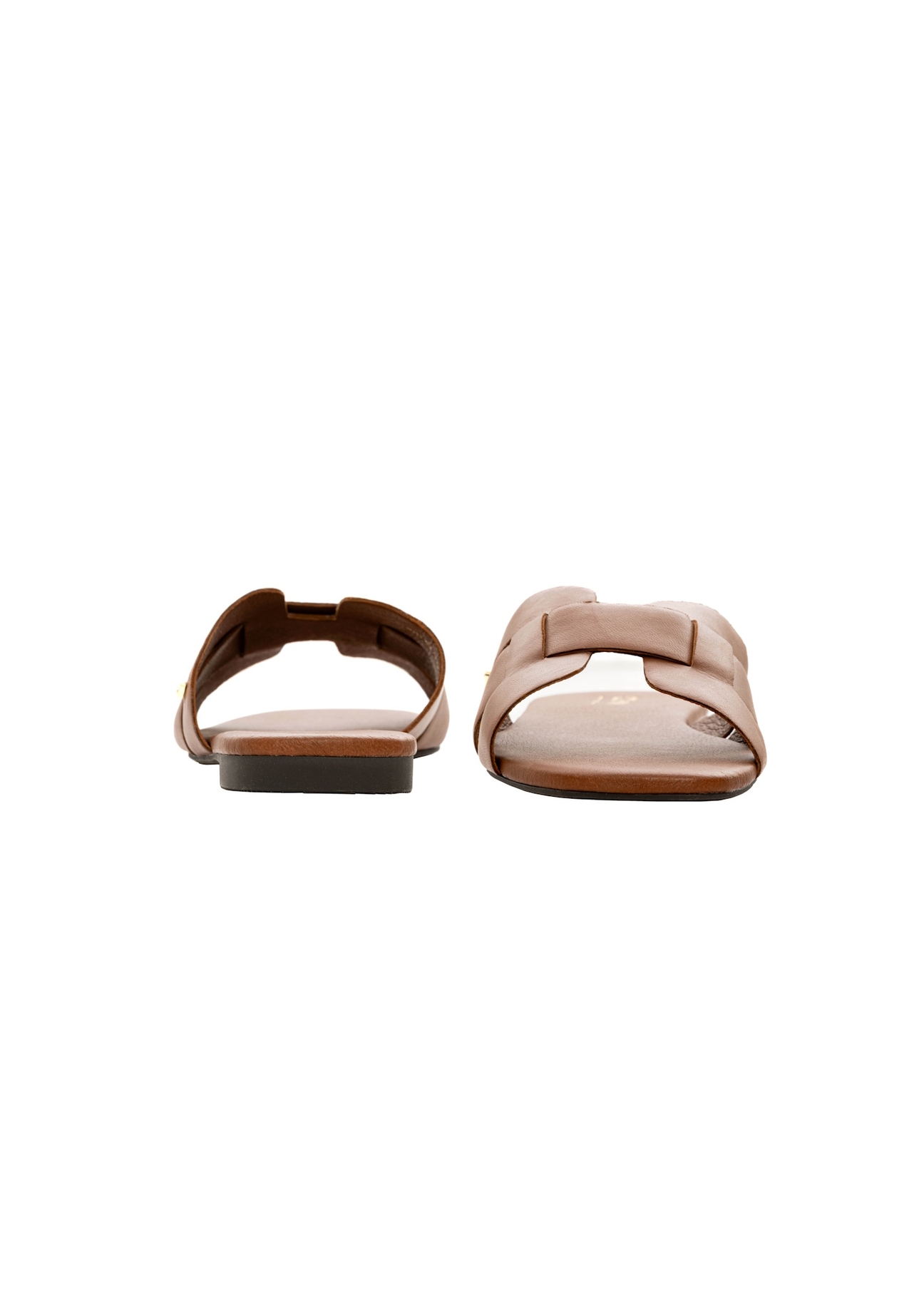 Women's camel braided flip-flops BUTYD-0904D-1D(W26), front and back product view on white background.