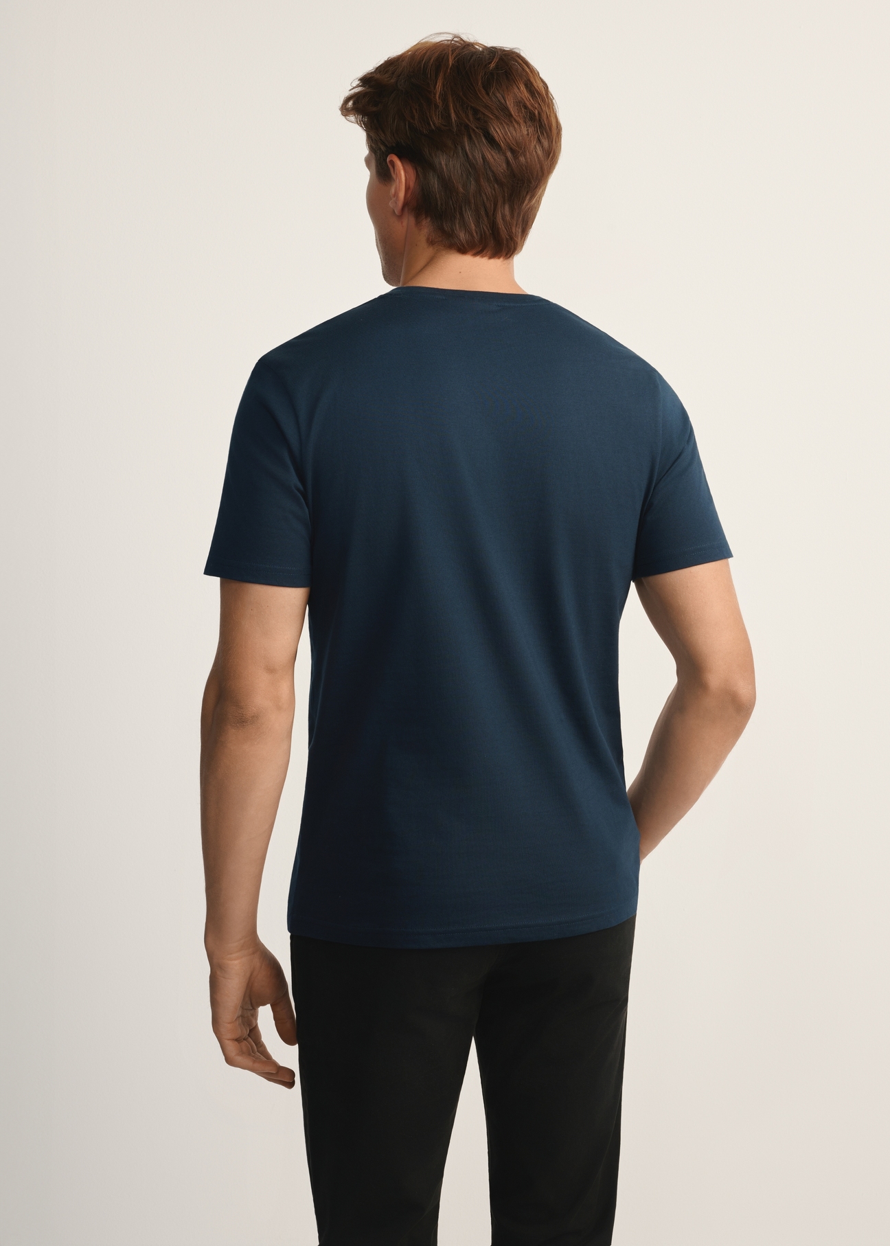 Navy blue cotton men's t-shirt TSHMT-0108-68(Z25), product view from the back on the model, half of the silhouette visible.