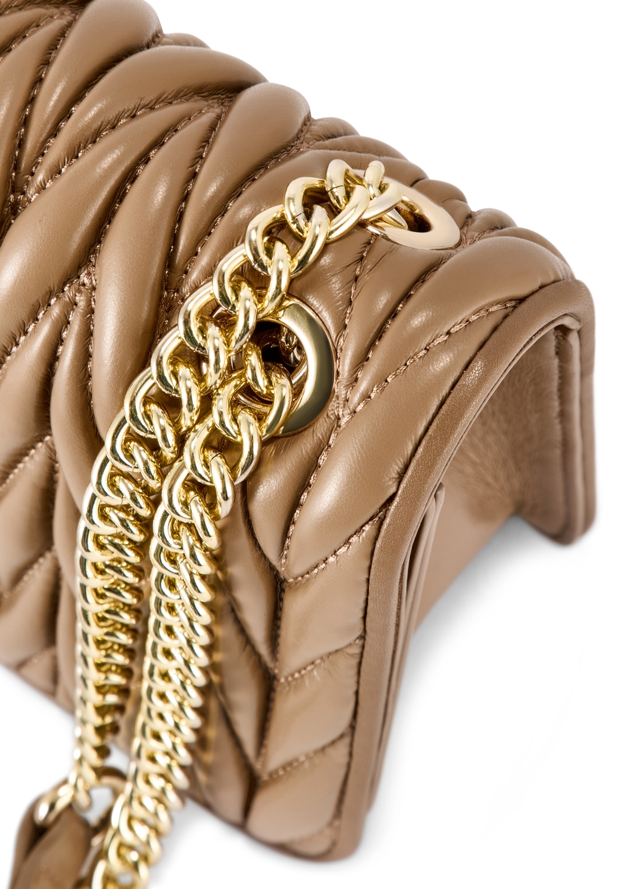 Beige women's handbag with chain TOREC-1102-24(Z25)