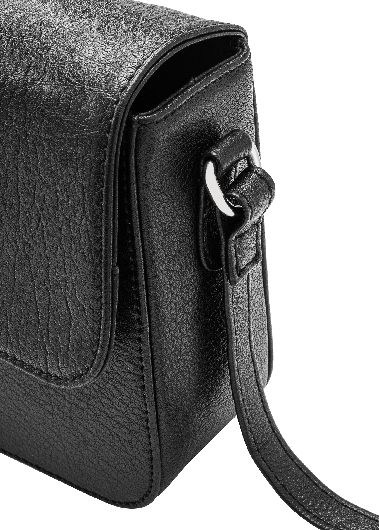 Women's black leather messenger bag TORES-1245-99(W26) - close-up detail view, on white background.