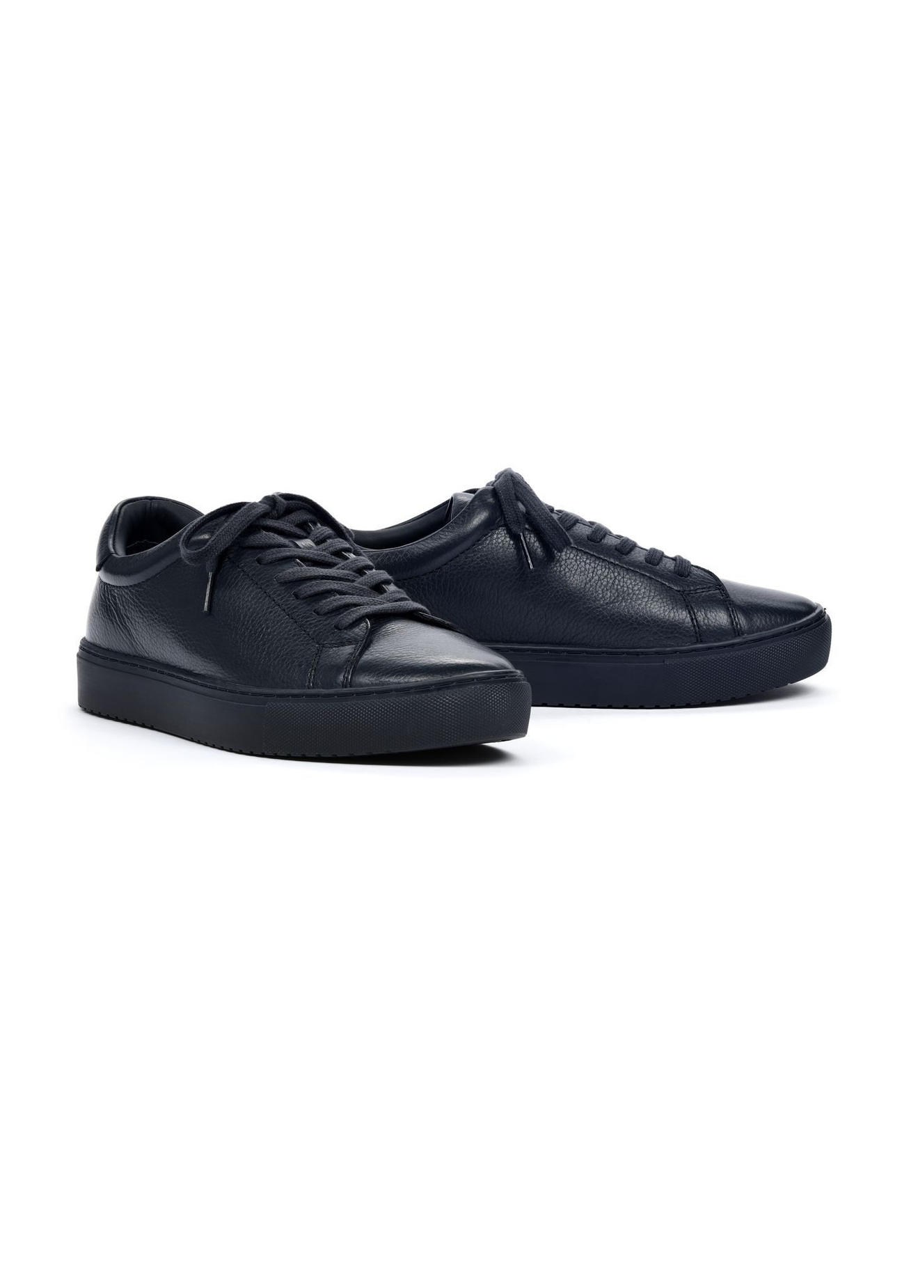 Navy blue leather sports shoes BUTYM-0503A-7D(Z26), diagonal product view on white background.
