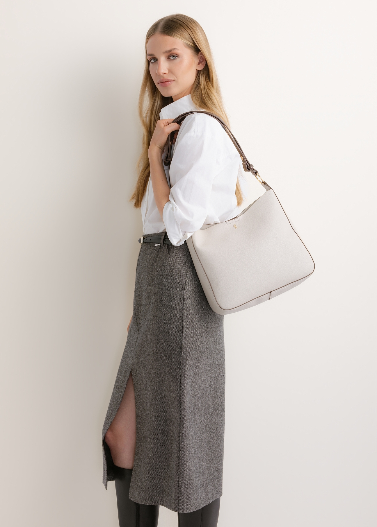Women's ecru hobo bag TOREC-1257-0B(Z26)