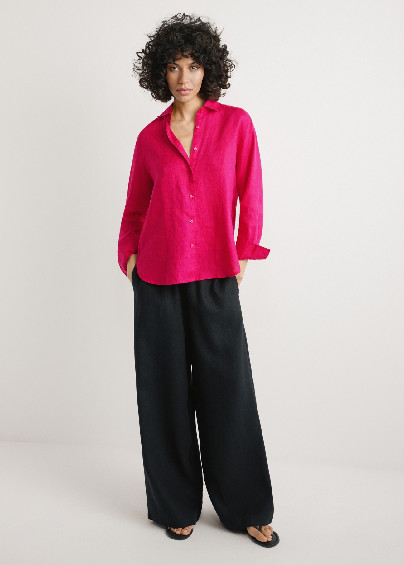 Women's fuchsia linen shirt KOSDT-0163A-5E(W26) - front view of the product, on a model, against a light background. The entire silhouette is visible.