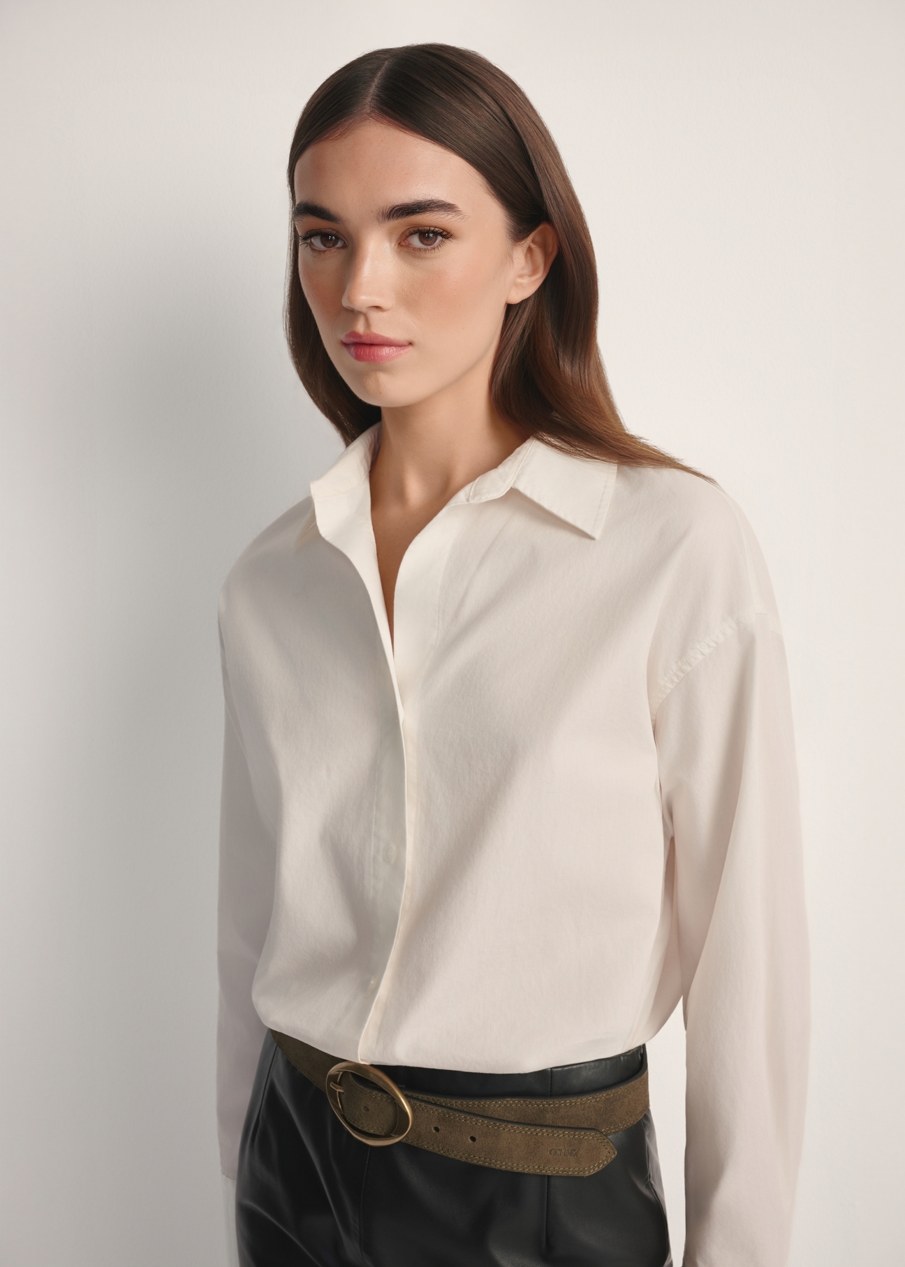 Women's white cotton shirt KOSDT-0181-0A(W26), product view from the front on the model, half of the silhouette visible.