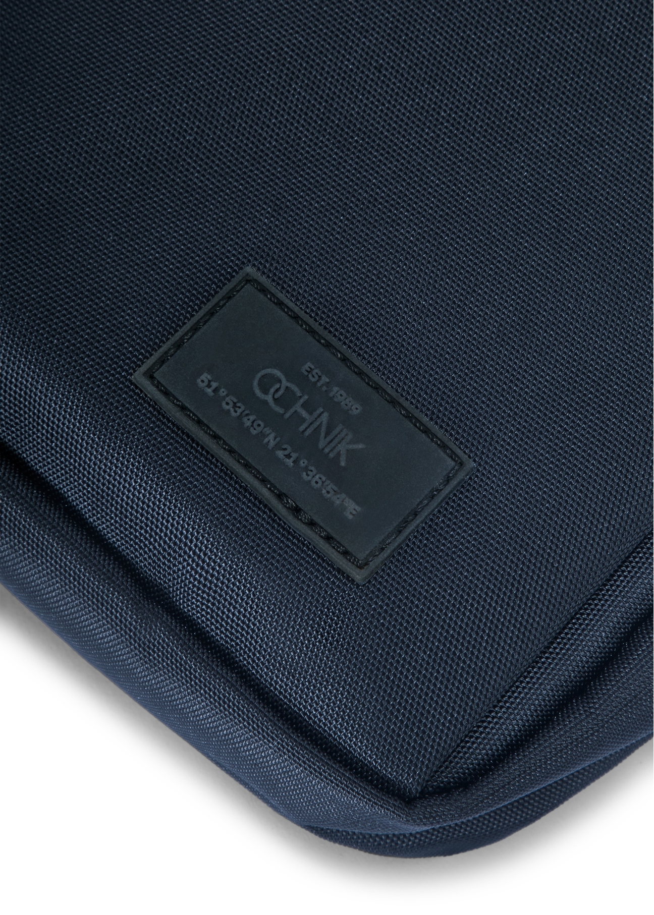 Navy blue men's pouch TORMN-0384-69(Z25), close-up of product detail, view on white background.