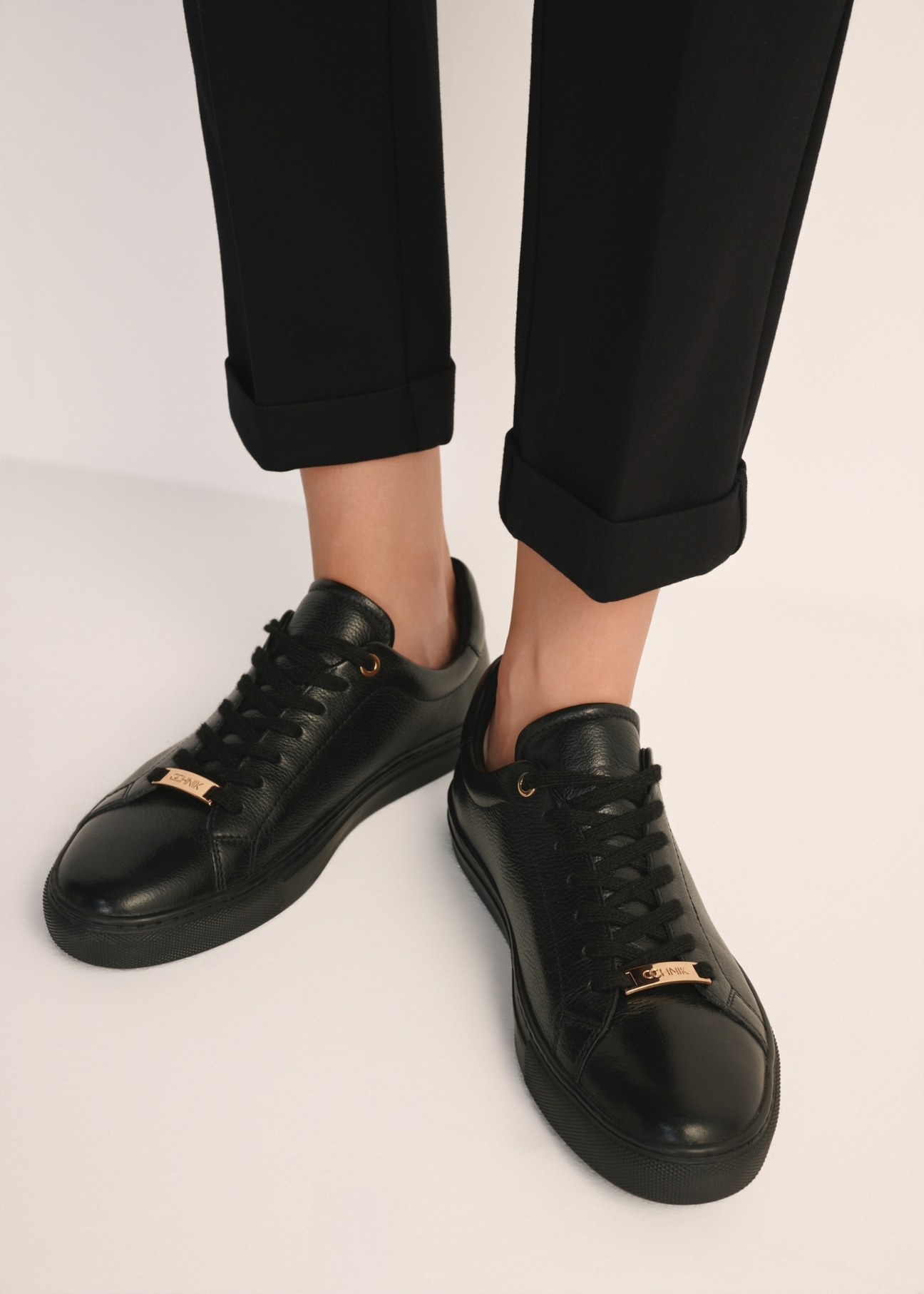Black leather women's sneakers BUTYD-1068-99(Z25)