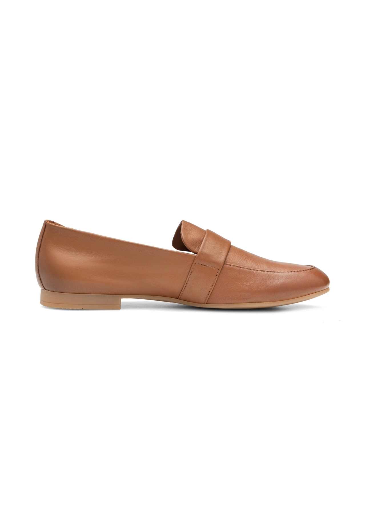 Women's leather moccasins in cognac color BUTYD-1074A-1F(W26), side view of the product on a white background.