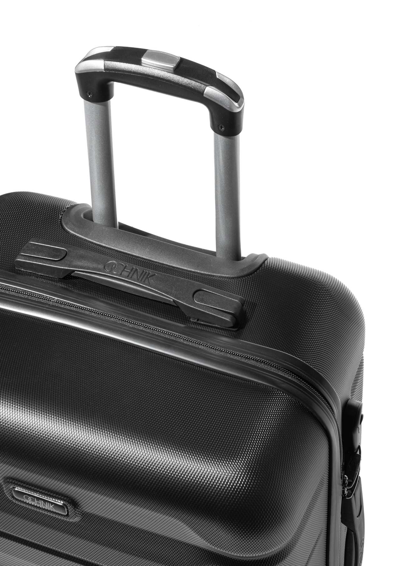 Medium suitcase on wheels WALAB-0067-99-24(W25)