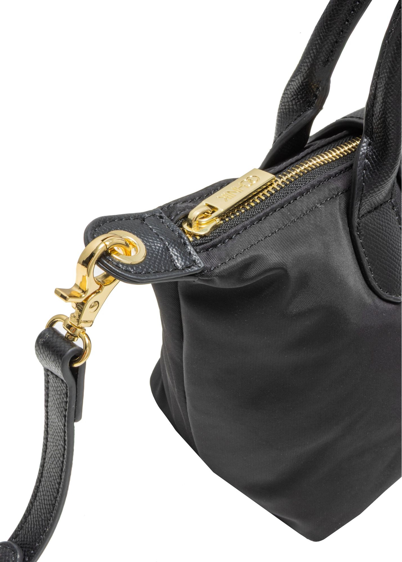Small black women's handbag TOREN-0318-99(Z25) - close-up of the detail on a white background.