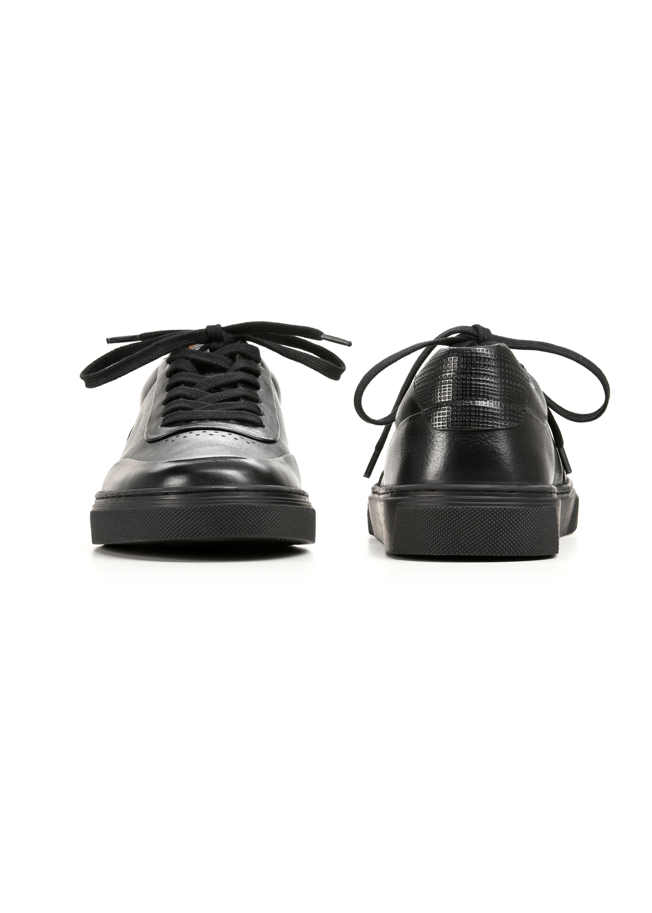 Black leather men's sports shoes BUTYM-0484-99(W25), front and back product view on white background.