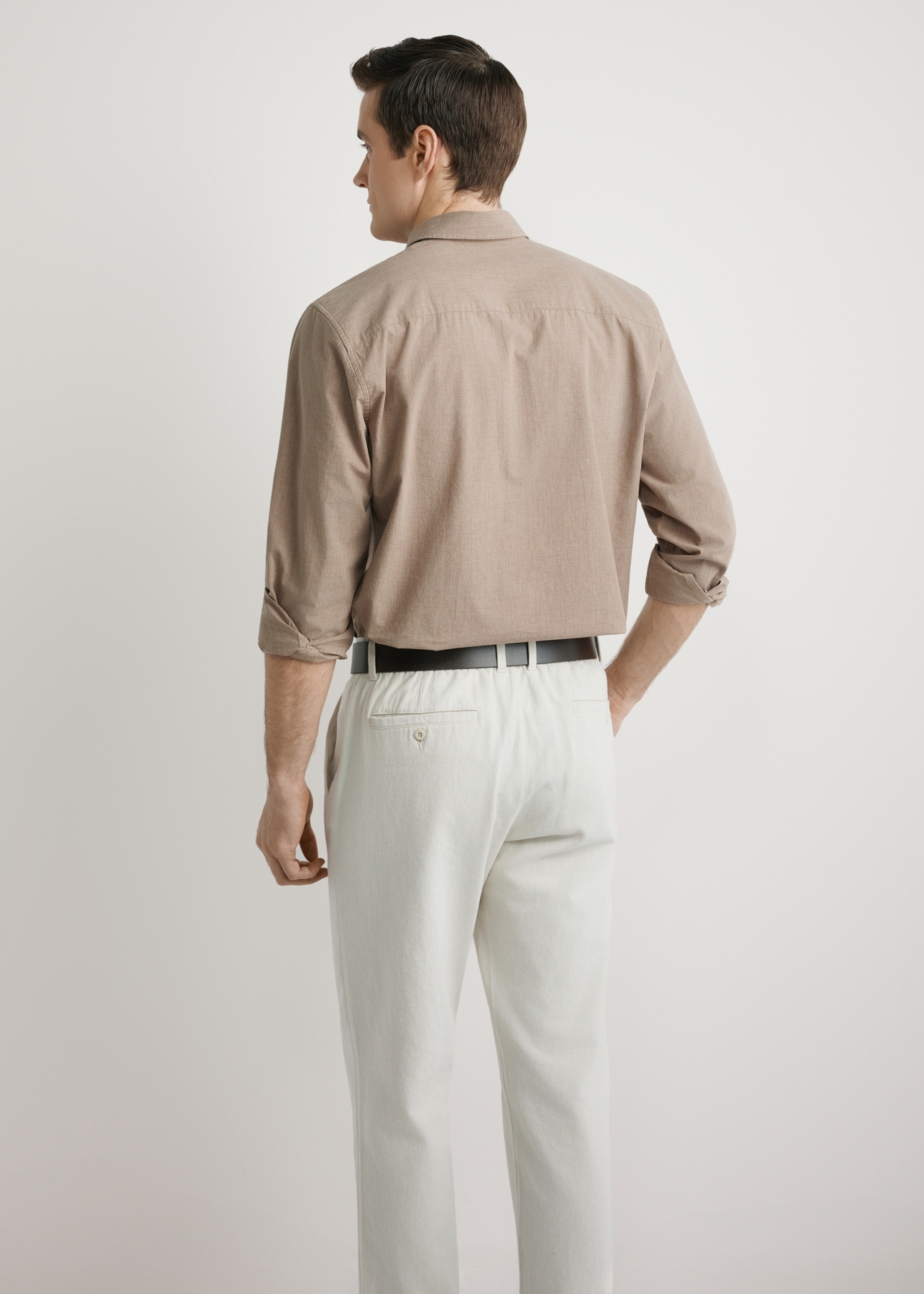 Men's cotton shirt in camel color KOSMT-0361-1D(W26), back view of the product on the model. Half of the silhouette visible.