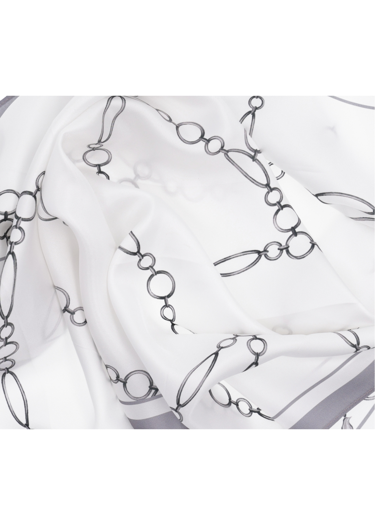 Women's scarf with chain motif SZADT-0229-0P(Z26) - close-up of detail, on white background.