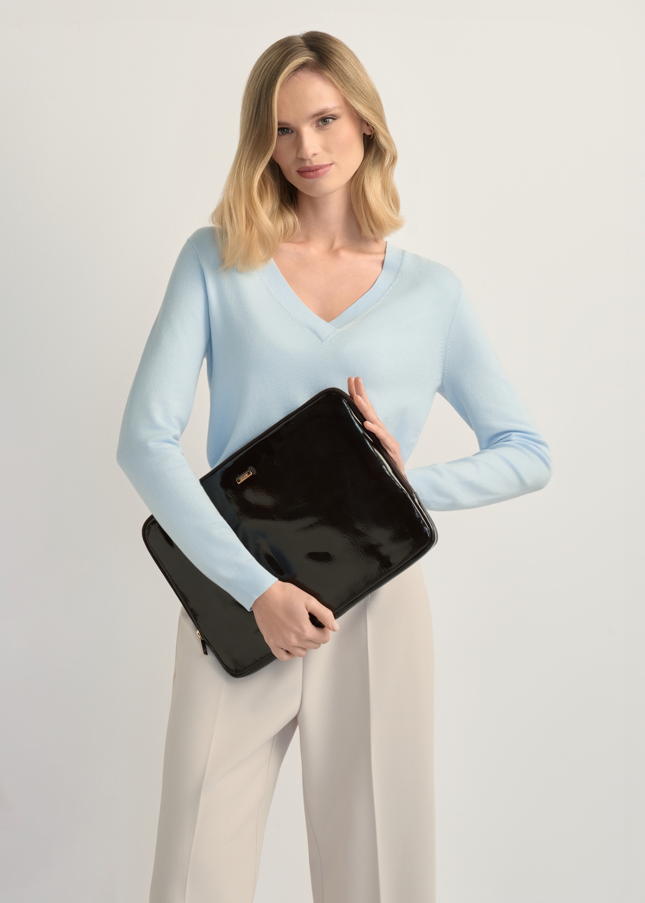 Dark brown leather women's briefcase TORES-1257-1I(W26)