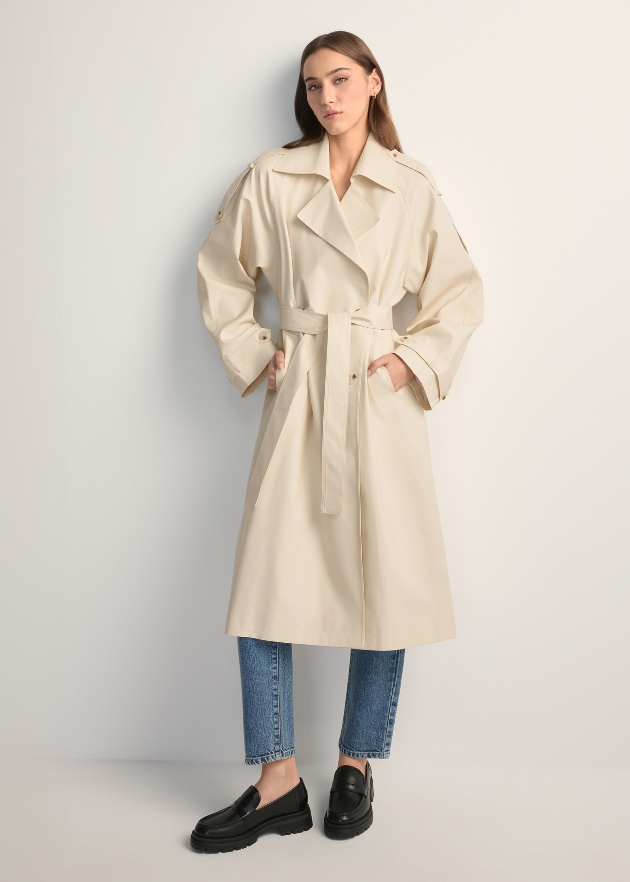 Long cream oversize women's coat KURDT-0659-0C(W26), front view of the product on the model. Full body visible.