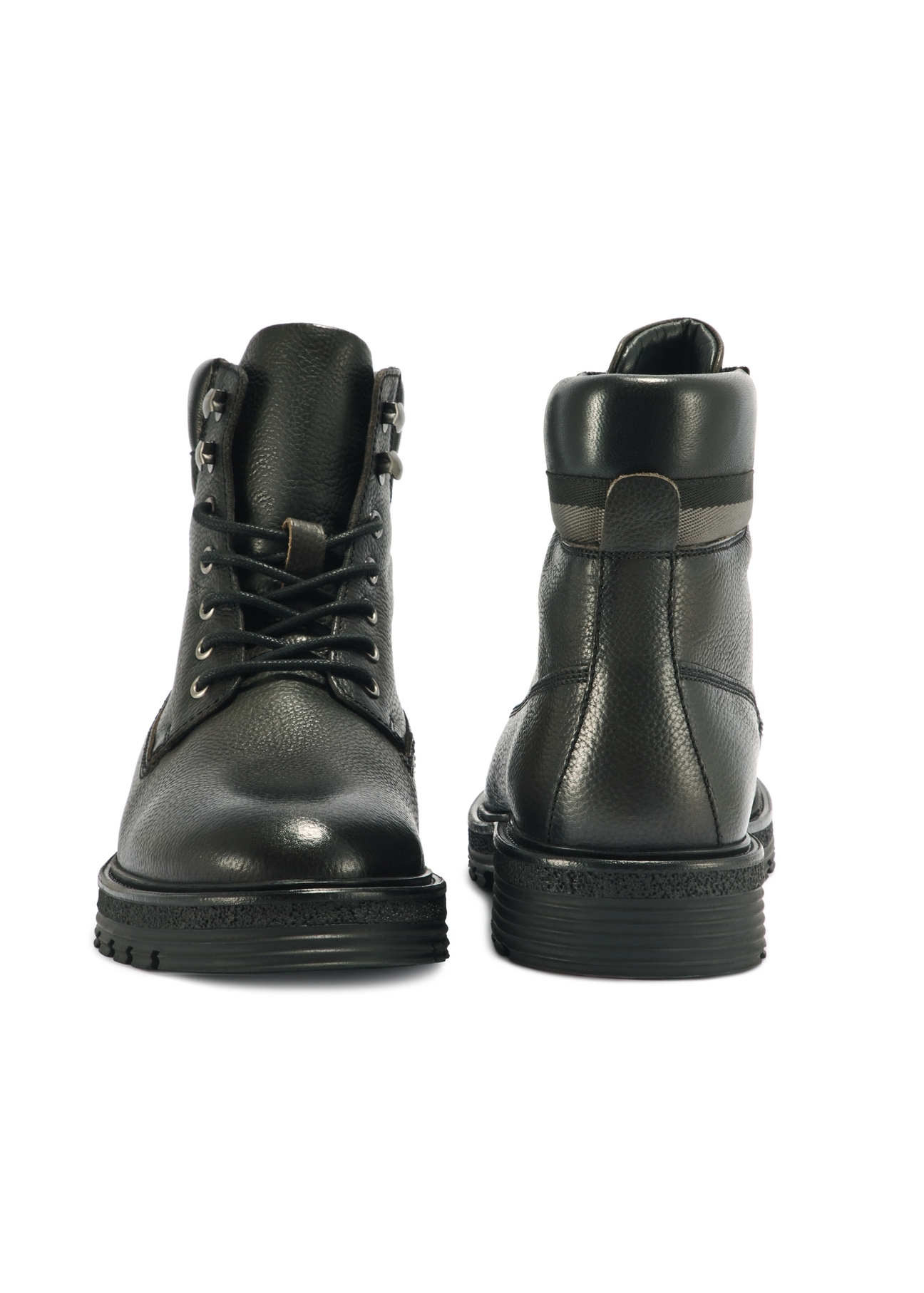 Black men's leather ankle boots BUTYM-0504-99(Z25), front and back view of the product on a white background.