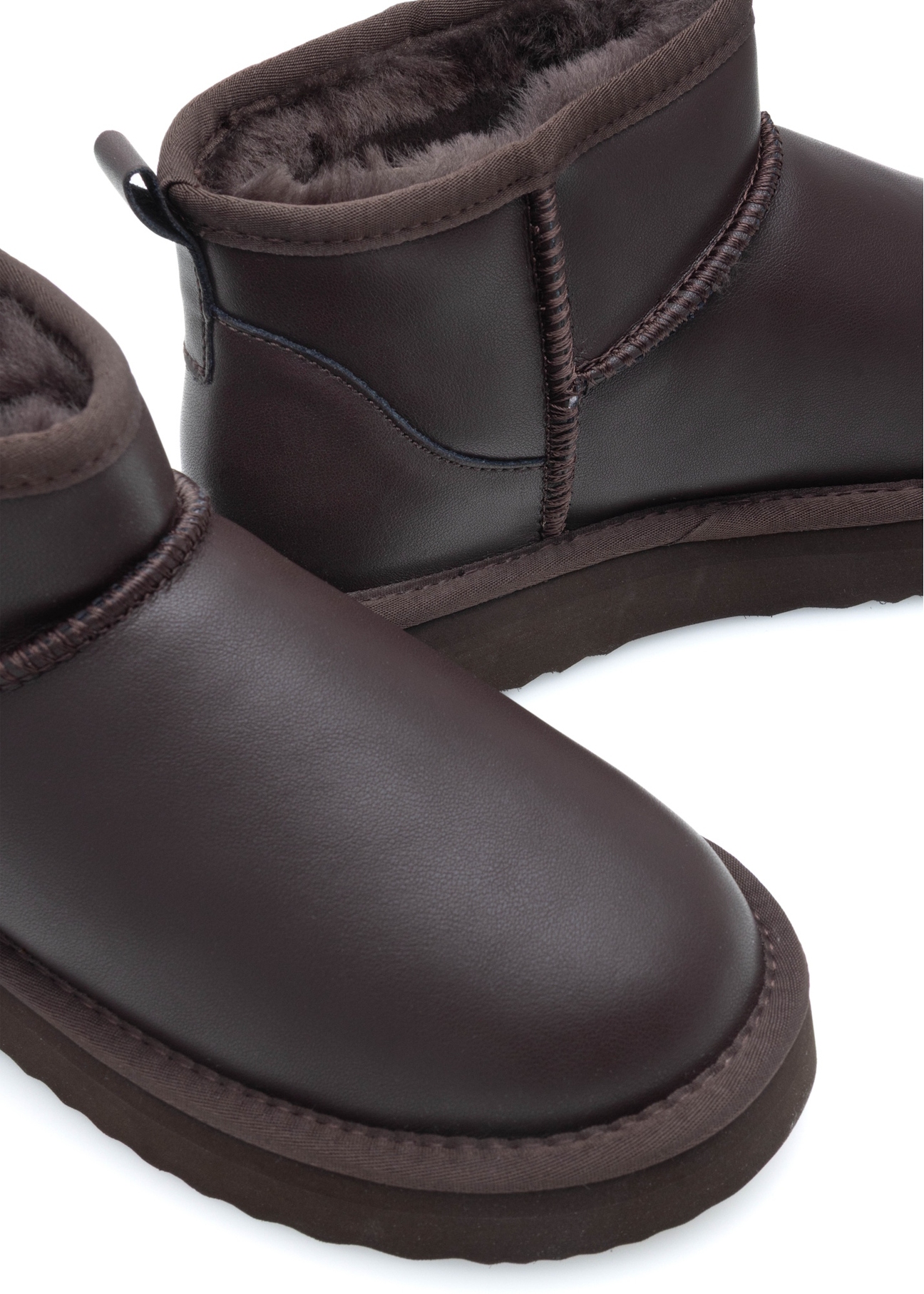 Brown leather women's snow boots BUTYD-1219-89(Z25), close-up of the product detail on a white background.