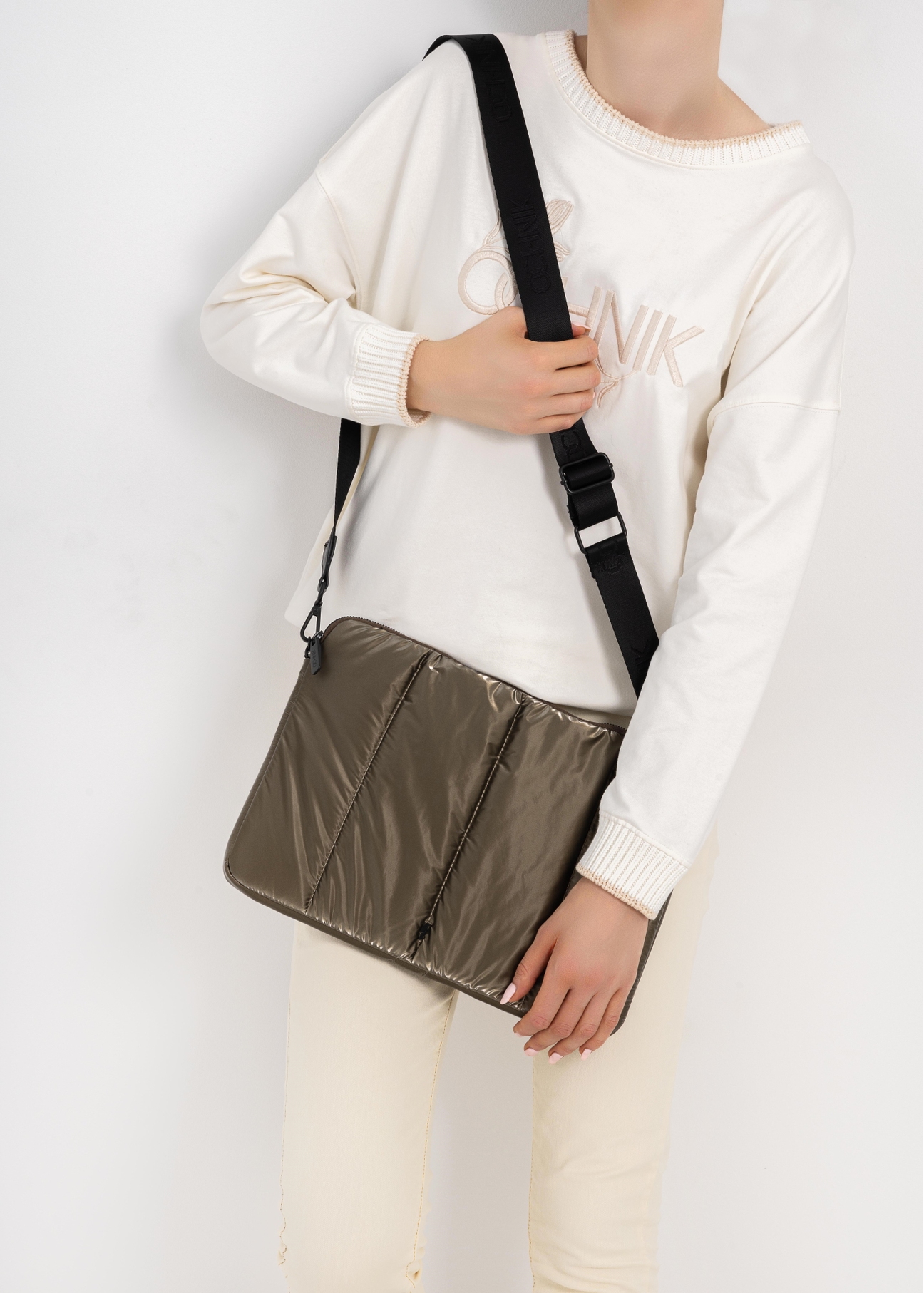 Women's Handbag TOREN-0225-28(Z22)-06