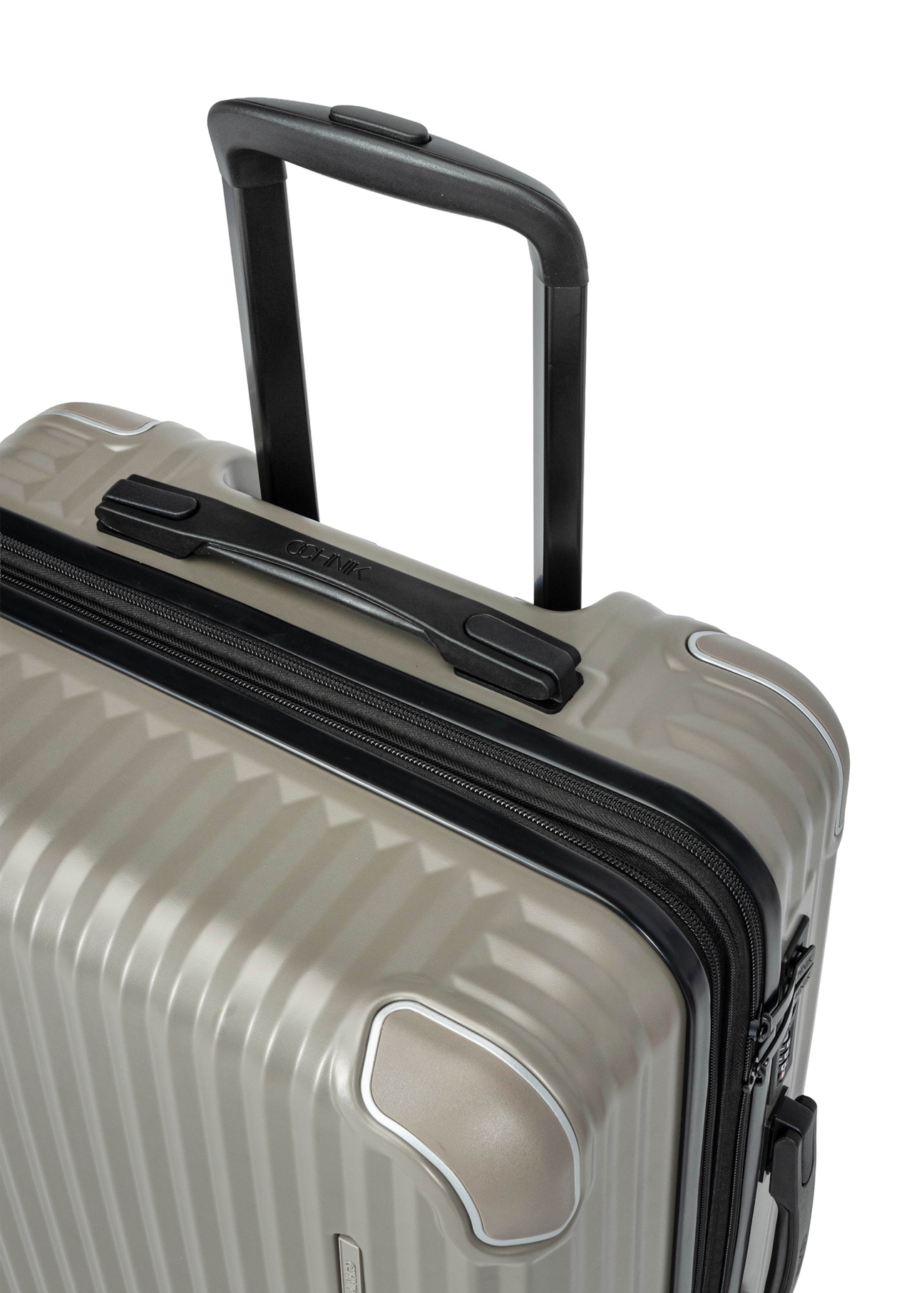 Medium suitcase on wheels WALAB-0073-2X-24(W26), view of the product handle on a white background.