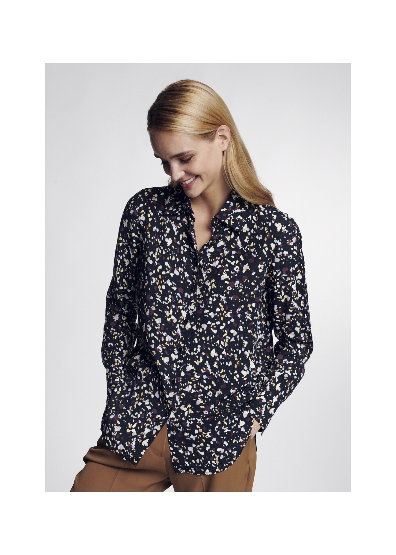 Lightweight women's shirt in spots KOSDT-0134-15(Z21)-02