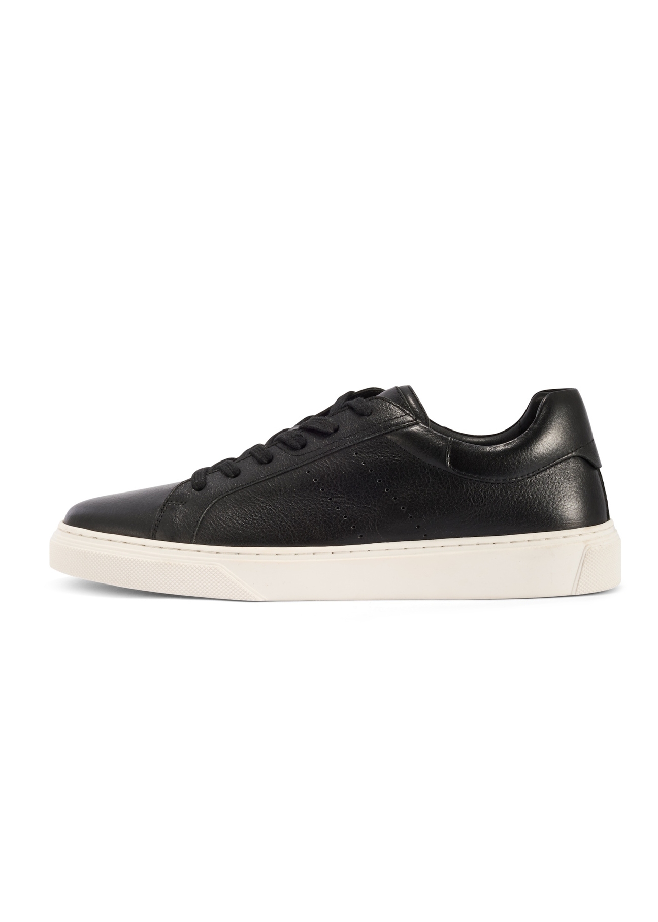 Men's black leather sneakers BUTYM-0486-99(W26), side view of the product on a white background.
