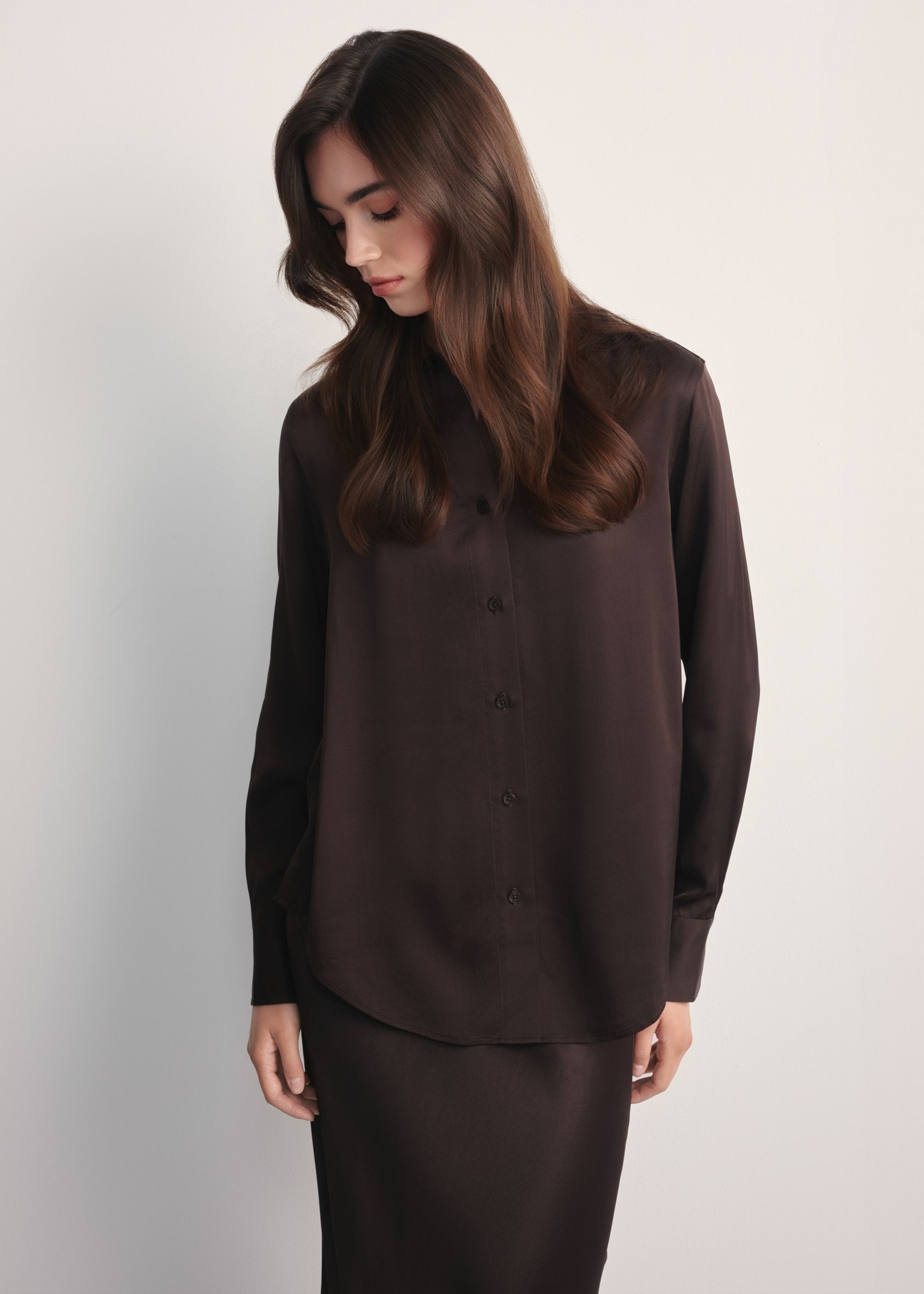 Chocolate women's shirt KOSDT-0172-1I(Z26), front view of the product on the model. Half of the silhouette visible.